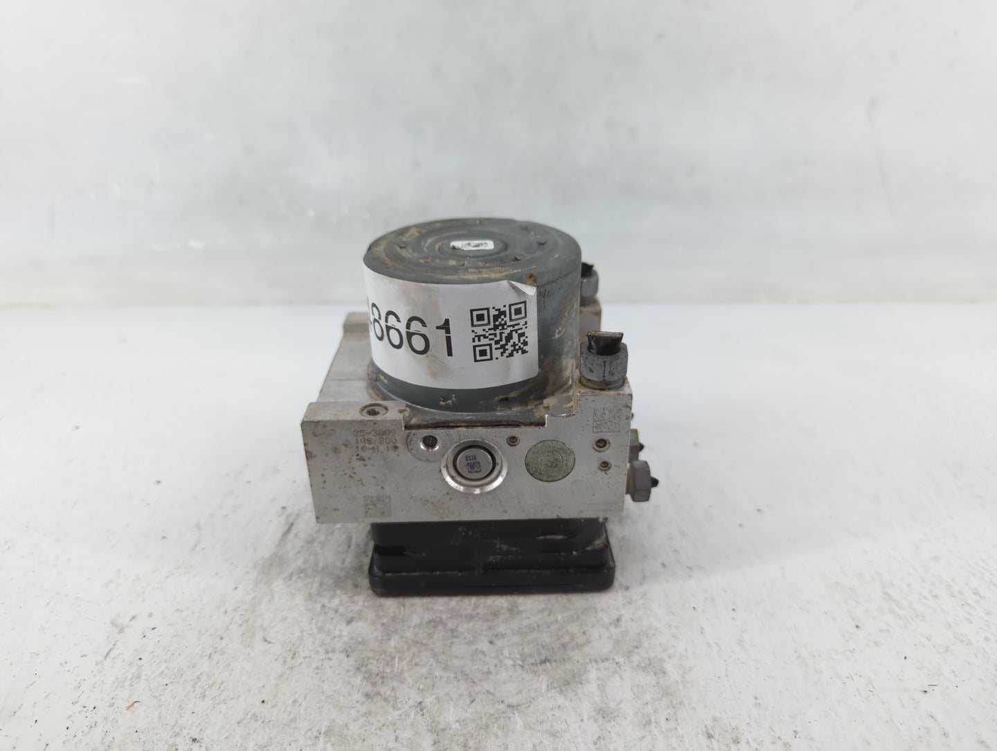 2017 Ford Explorer ABS Pump Control Module Replacement P/N:HB53-2C405-AB Fits OEM Used Auto Parts - Oemusedautoparts1.com