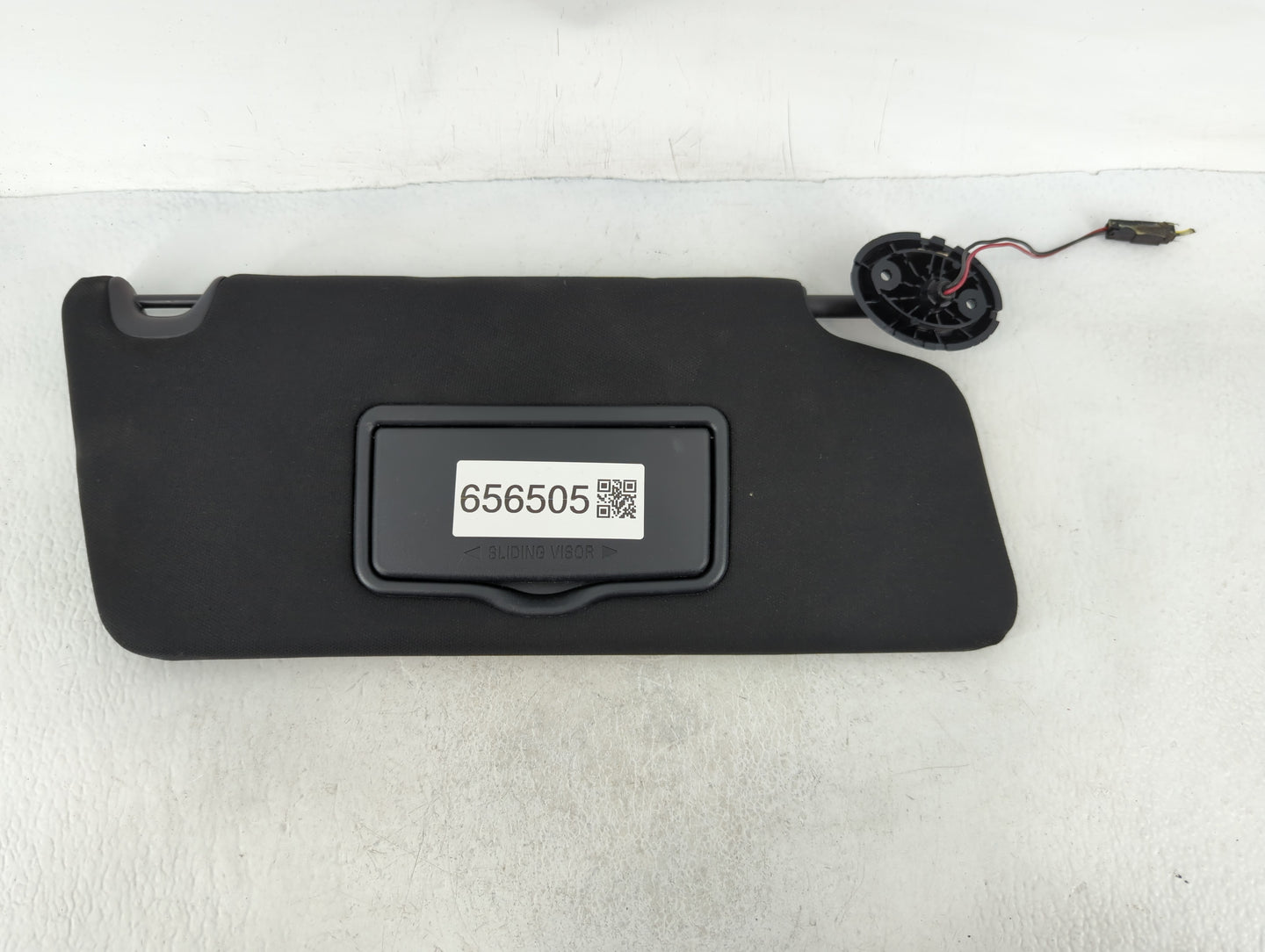 2017 Ford Explorer Sun Visor Shade Replacement Passenger Right Mirror Fits OEM Used Auto Parts - Oemusedautoparts1.com