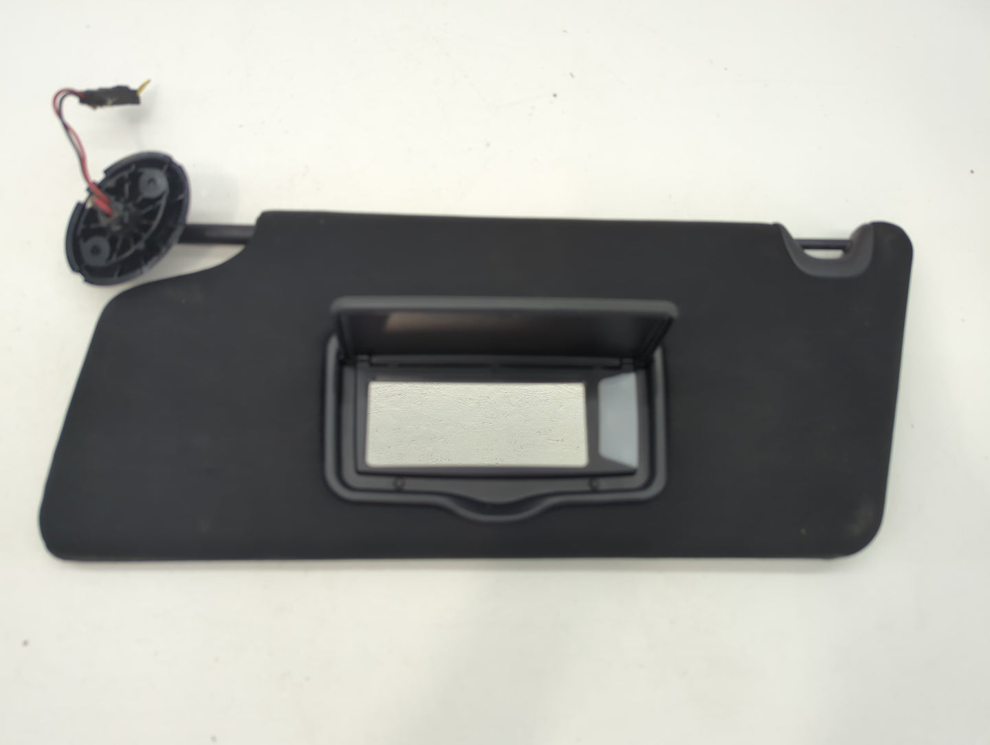 2017 Ford Explorer Sun Visor Shade Replacement Driver Left Mirror Fits OEM Used Auto Parts - Oemusedautoparts1.com