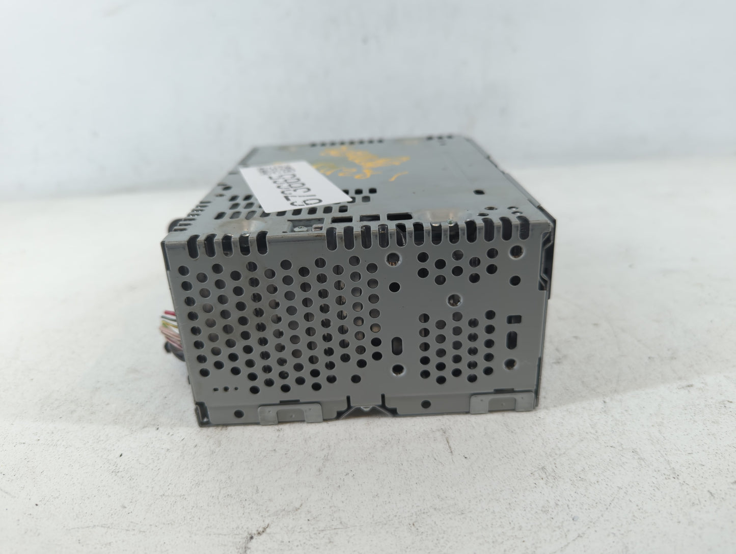 2016-2017 Ford Explorer Am Fm Cd Player Radio Receiver - Oemusedautoparts1.com