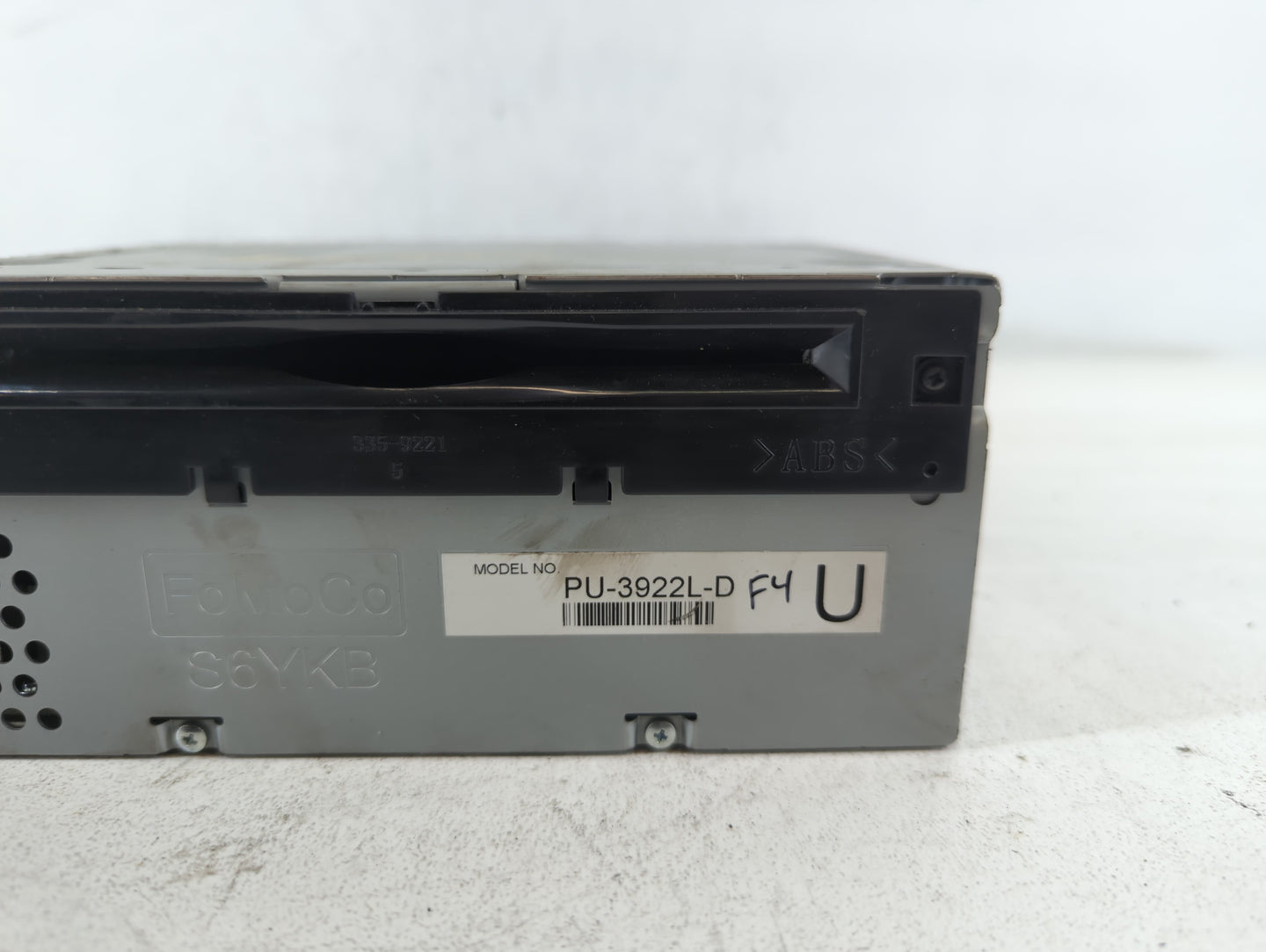 2017 Ford Explorer Am Fm Cd Player Radio Receiver - Oemusedautoparts1.com
