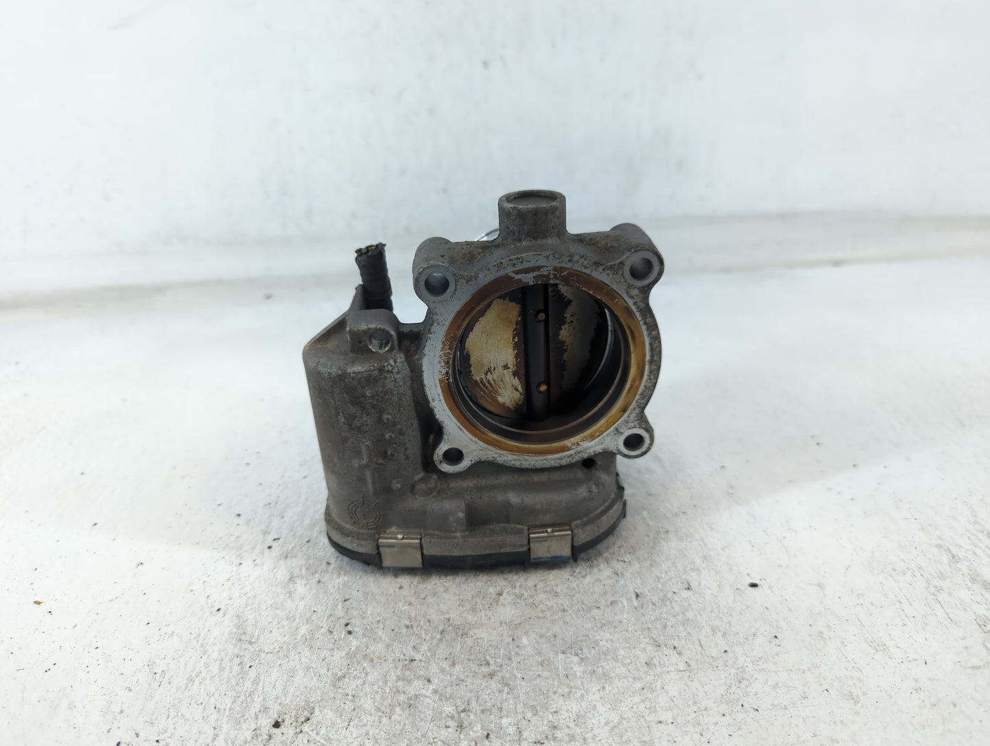 2016-2019 Ford Explorer Throttle Body P/N:DS7E-9F991-BB Fits Fits 2014 2015 2016 2017 2018 2019 2020 2021 2022 OEM Used Auto