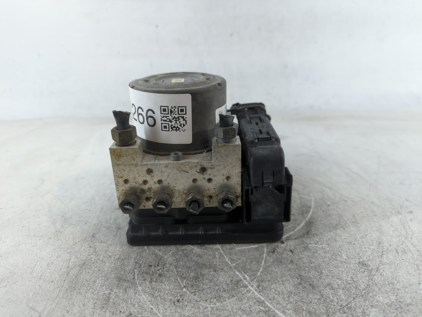 2017 Ford Explorer ABS Pump Control Module Replacement P/N:HB53-2C405-AC Fits OEM Used Auto Parts - Oemusedautoparts1.com
