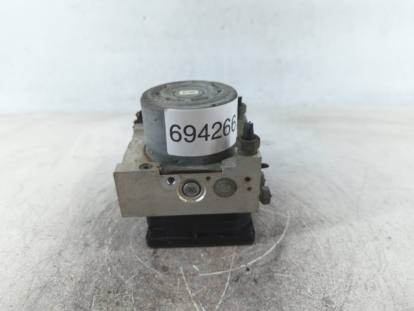 2017 Ford Explorer ABS Pump Control Module Replacement P/N:HB53-2C405-AC Fits OEM Used Auto Parts - Oemusedautoparts1.com
