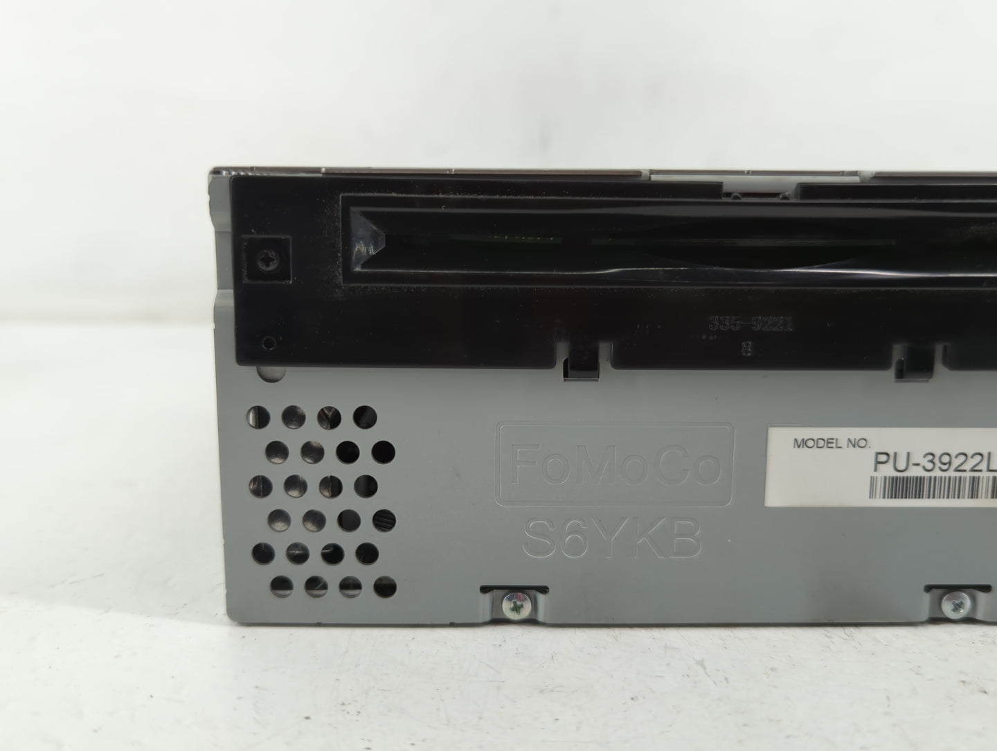 2017 Ford Explorer Am Fm Cd Player Radio Receiver - Oemusedautoparts1.com