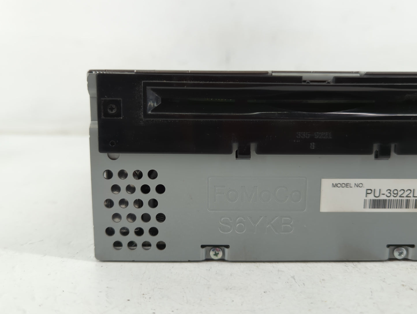 2017 Ford Explorer Am Fm Cd Player Radio Receiver - Oemusedautoparts1.com