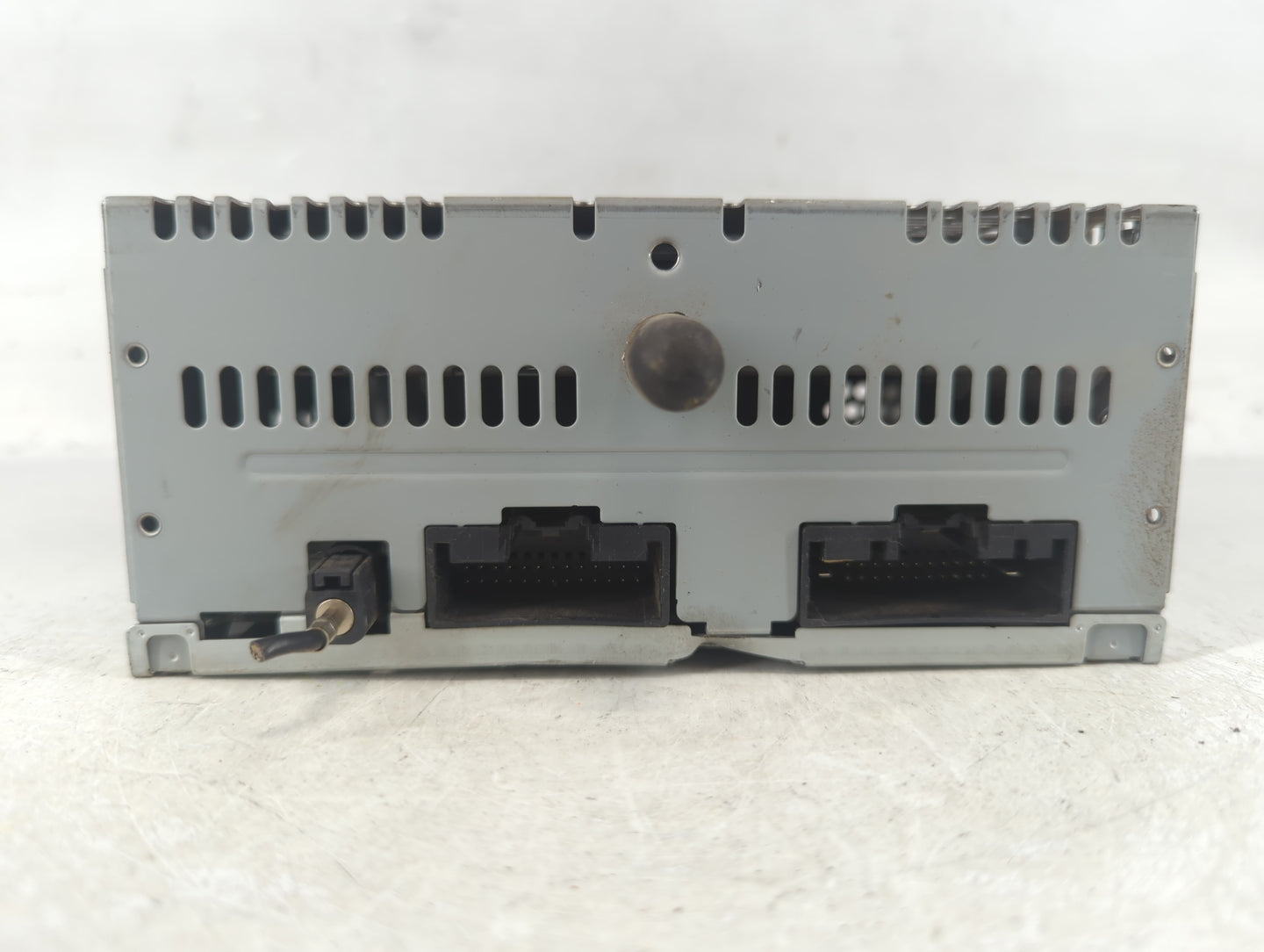 2017 Ford Explorer Radio AM FM Cd Player Receiver Replacement P/N:HB5T-19C107-AA Fits OEM Used Auto Parts - Oemusedautoparts