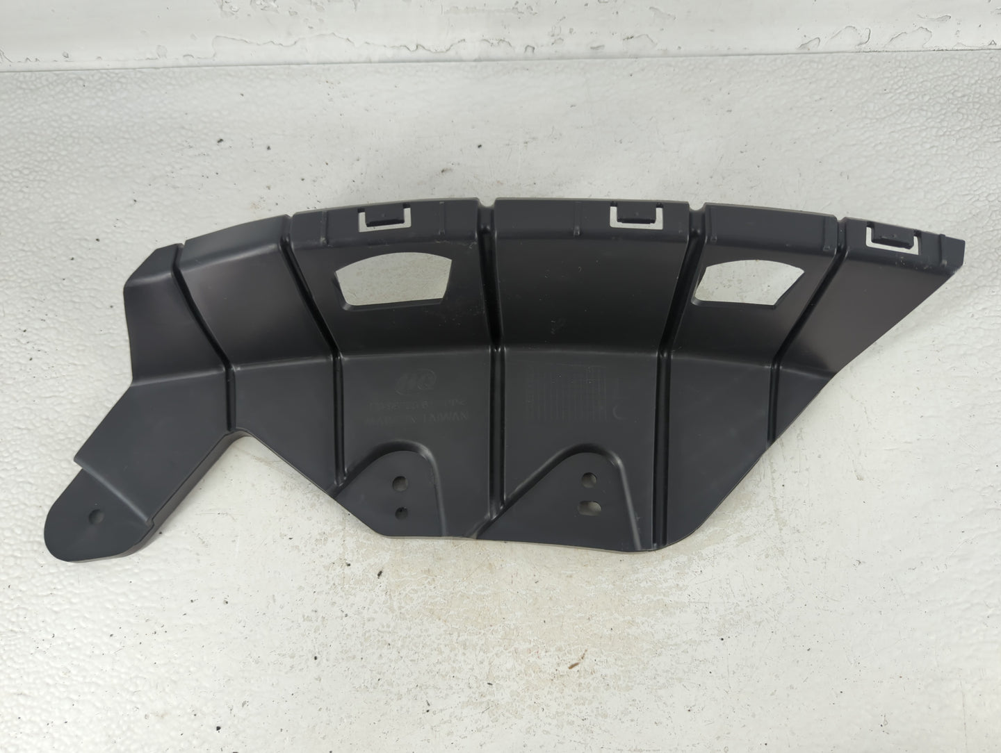 2017 Ford Explorer Head light (Bracket) - Oemusedautoparts1.com