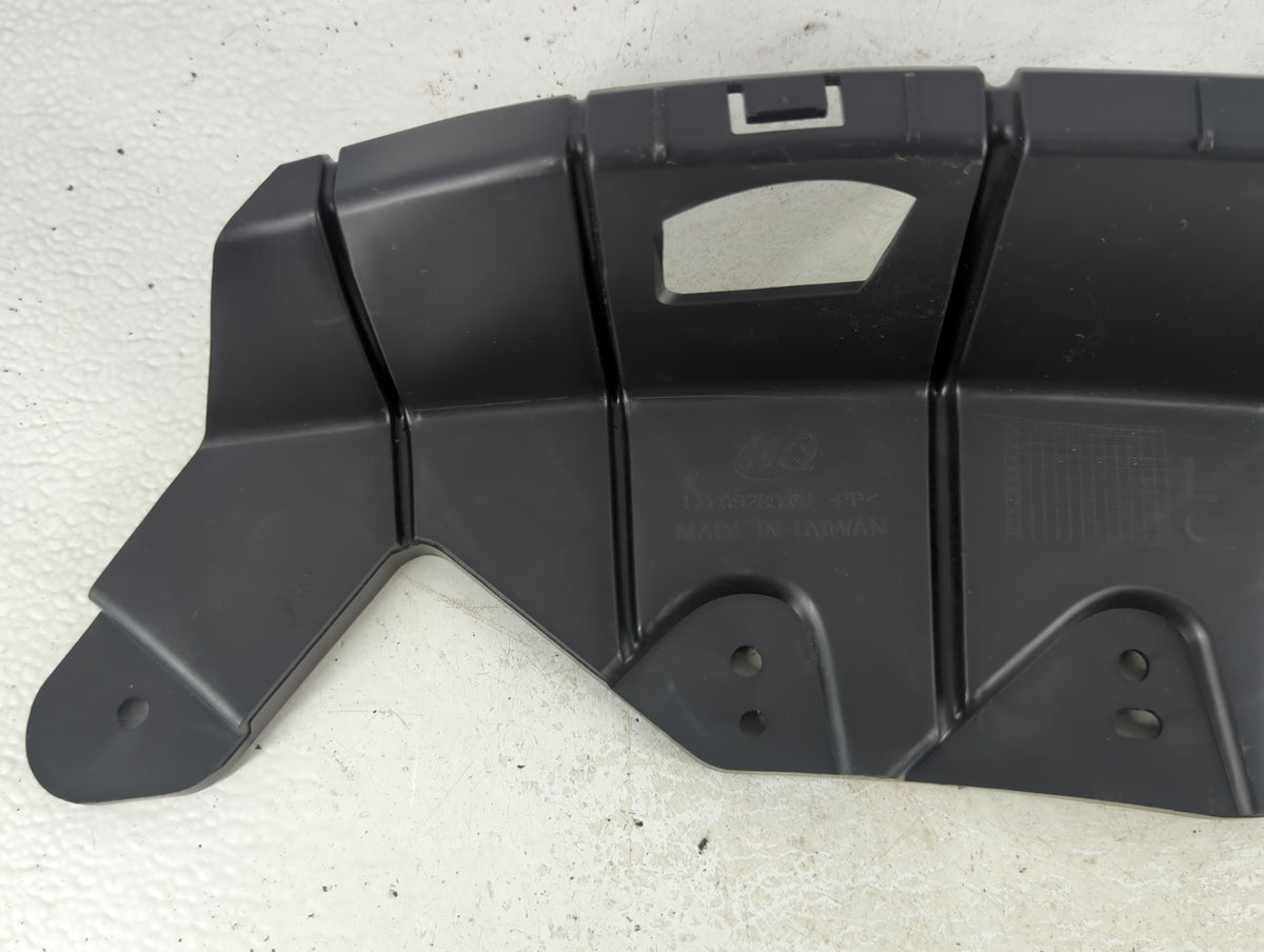 2017 Ford Explorer Head light (Bracket) - Oemusedautoparts1.com