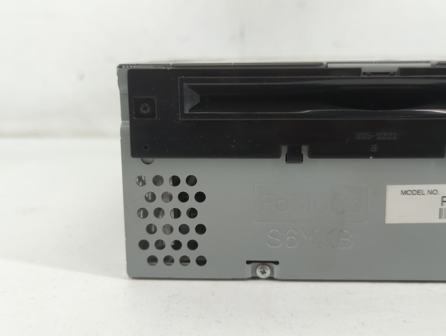 2017 Ford Explorer Am Fm Cd Player Radio Receiver - Oemusedautoparts1.com