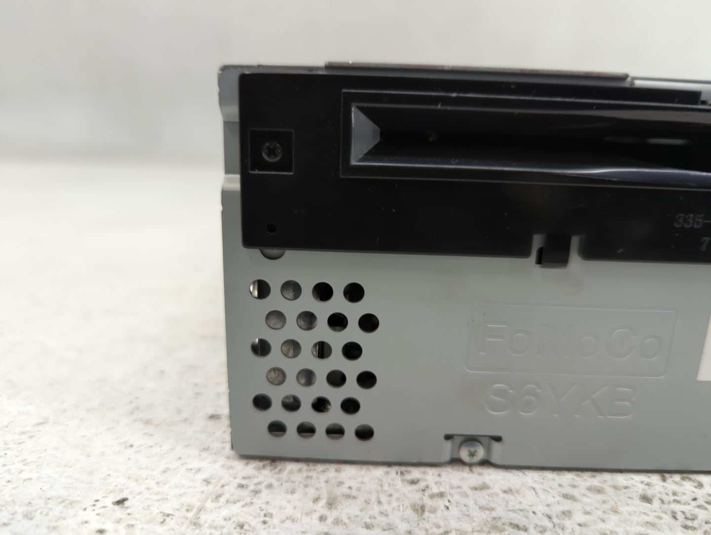 2016-2017 Ford Explorer Radio AM FM Cd Player Receiver Replacement P/N:HB5T-19C107-BB Fits Fits 2016 2017 OEM Used Auto Part