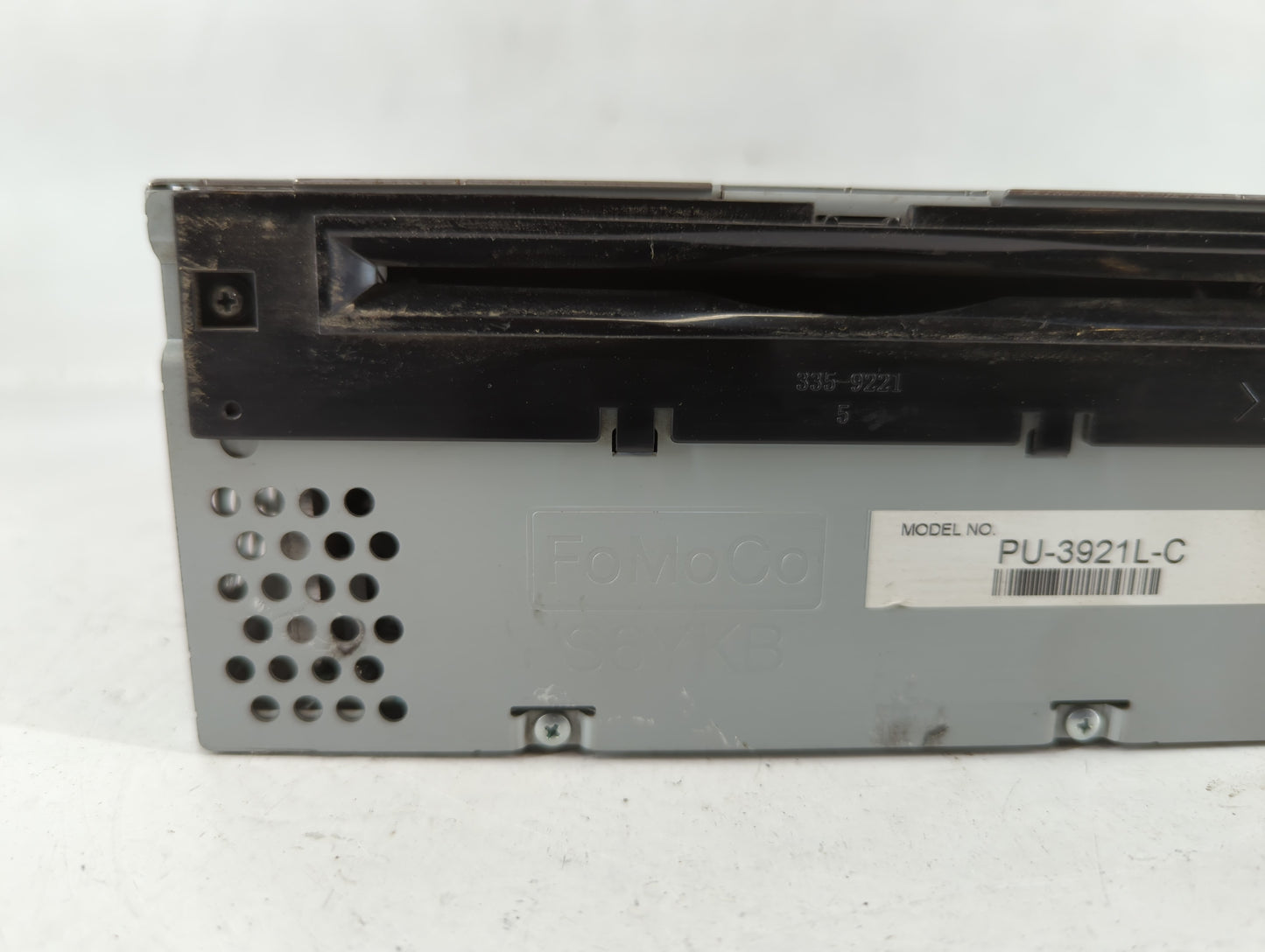 2017 Ford Explorer Am Fm Cd Player Radio Receiver - Oemusedautoparts1.com
