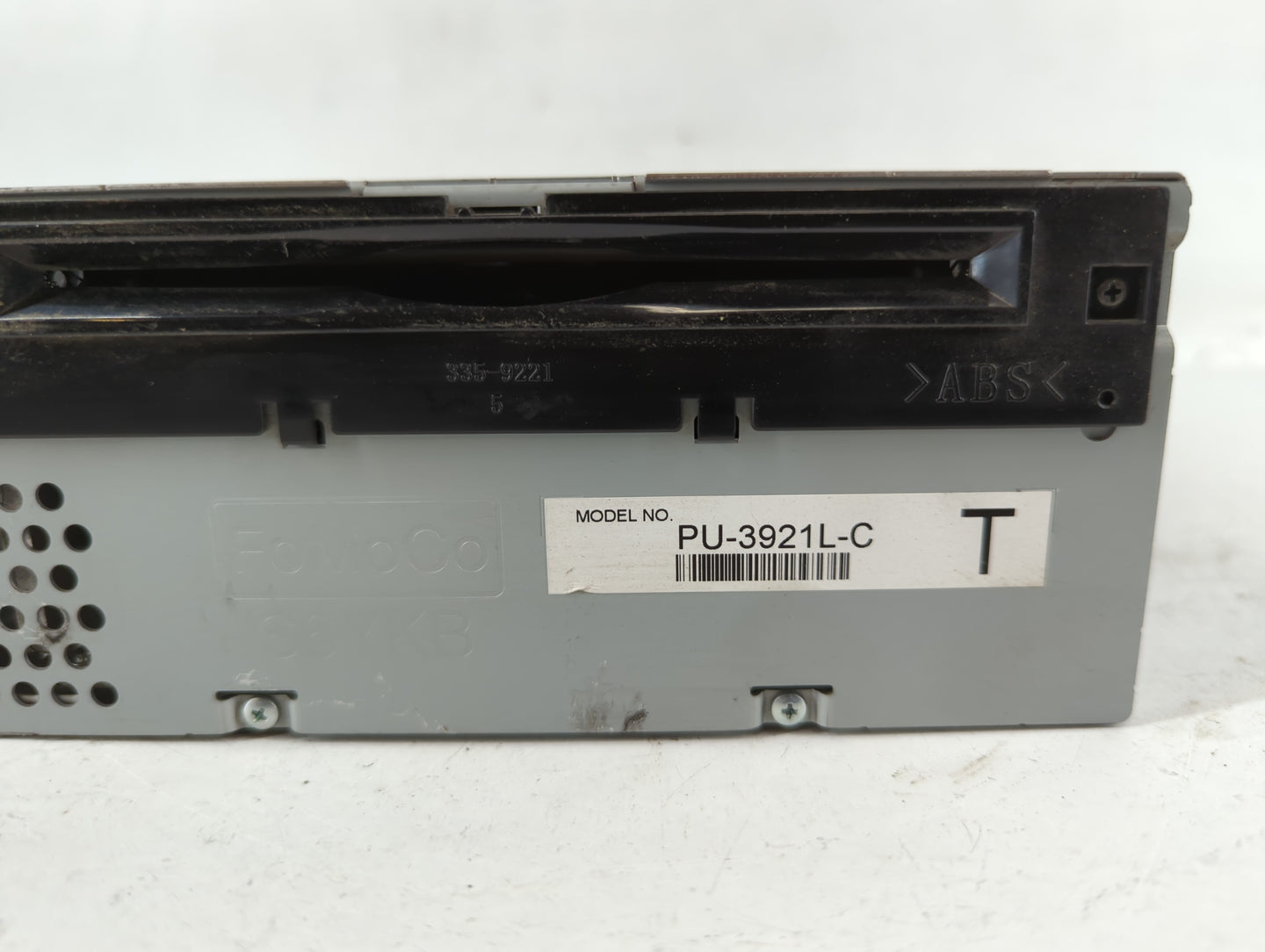 2017 Ford Explorer Am Fm Cd Player Radio Receiver - Oemusedautoparts1.com