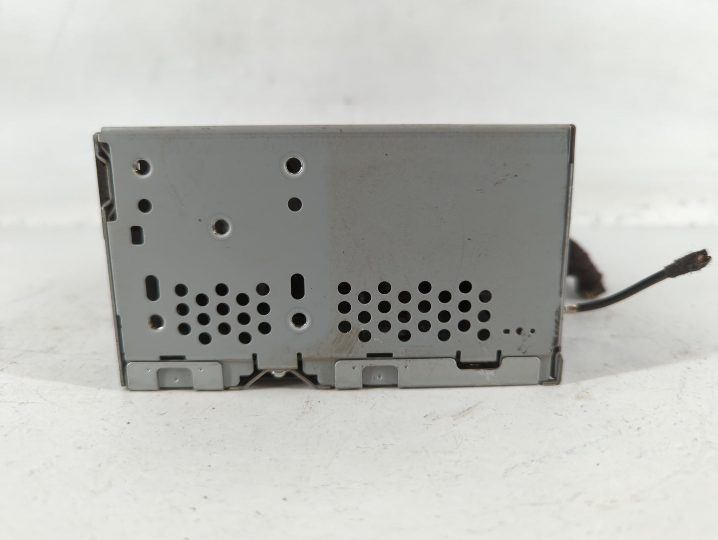 2017 Ford Explorer Am Fm Cd Player Radio Receiver - Oemusedautoparts1.com