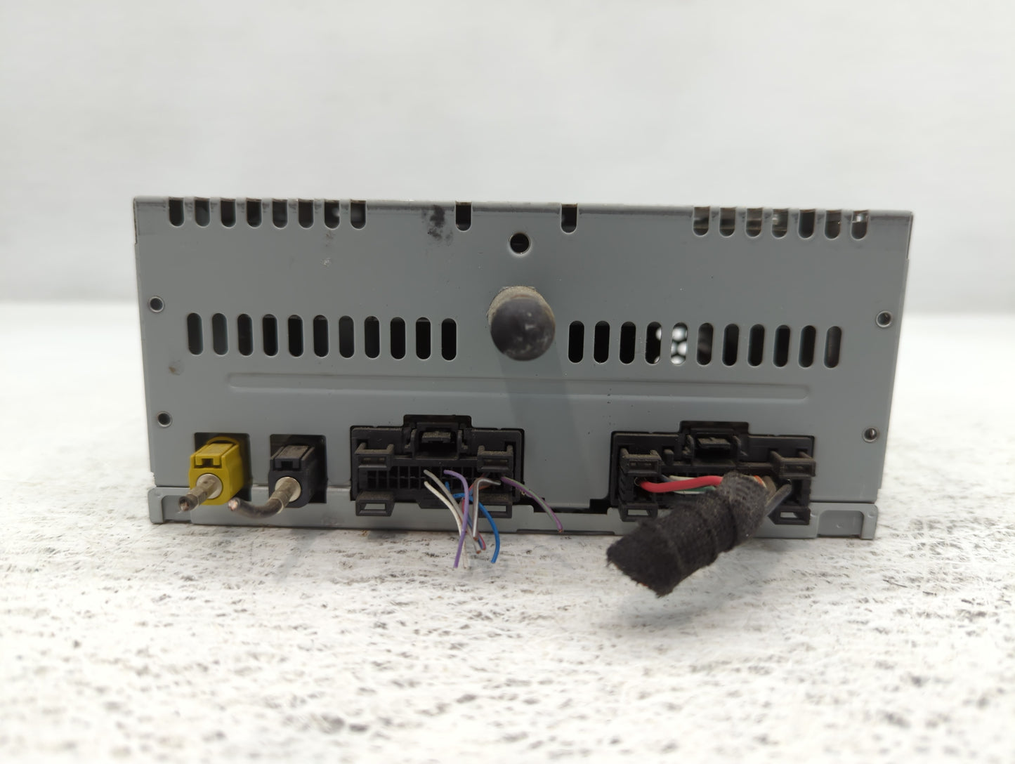2017 Ford Explorer Radio AM FM Cd Player Receiver Replacement P/N:HB5T-19C107-BB HB5T-19C107-BA Fits OEM Used Auto Parts - O
