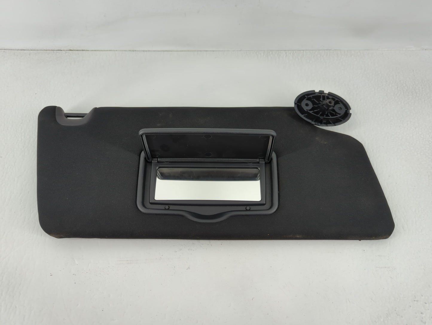 2017 Ford Explorer Sun Visor Shade Replacement Passenger Right Mirror Fits OEM Used Auto Parts - Oemusedautoparts1.com
