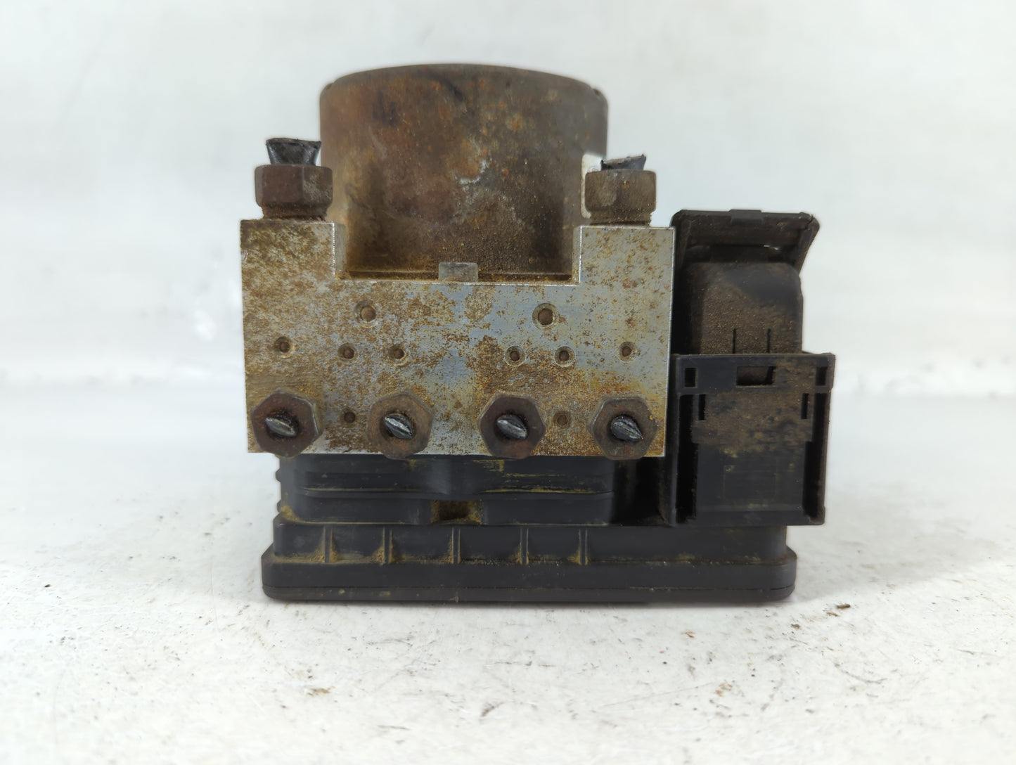2017 Ford Explorer ABS Pump Control Module Replacement P/N:HB53-2C405-AC Fits OEM Used Auto Parts - Oemusedautoparts1.com
