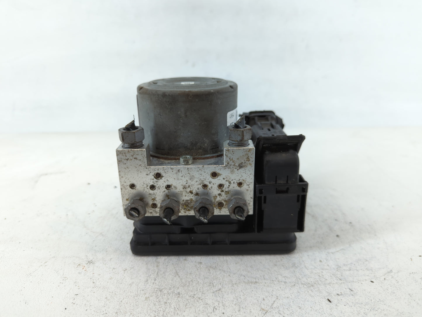 2017 Ford Explorer ABS Pump Control Module Replacement P/N:HB53-2C405-AC Fits OEM Used Auto Parts - Oemusedautoparts1.com