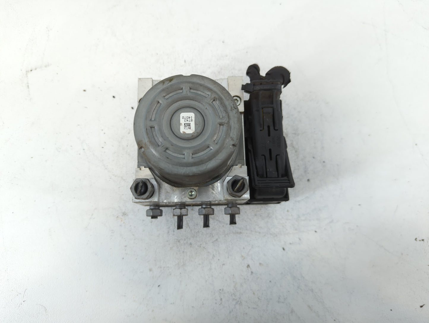 2017 Ford Explorer ABS Pump Control Module Replacement P/N:HB53-2C405-AC Fits OEM Used Auto Parts - Oemusedautoparts1.com