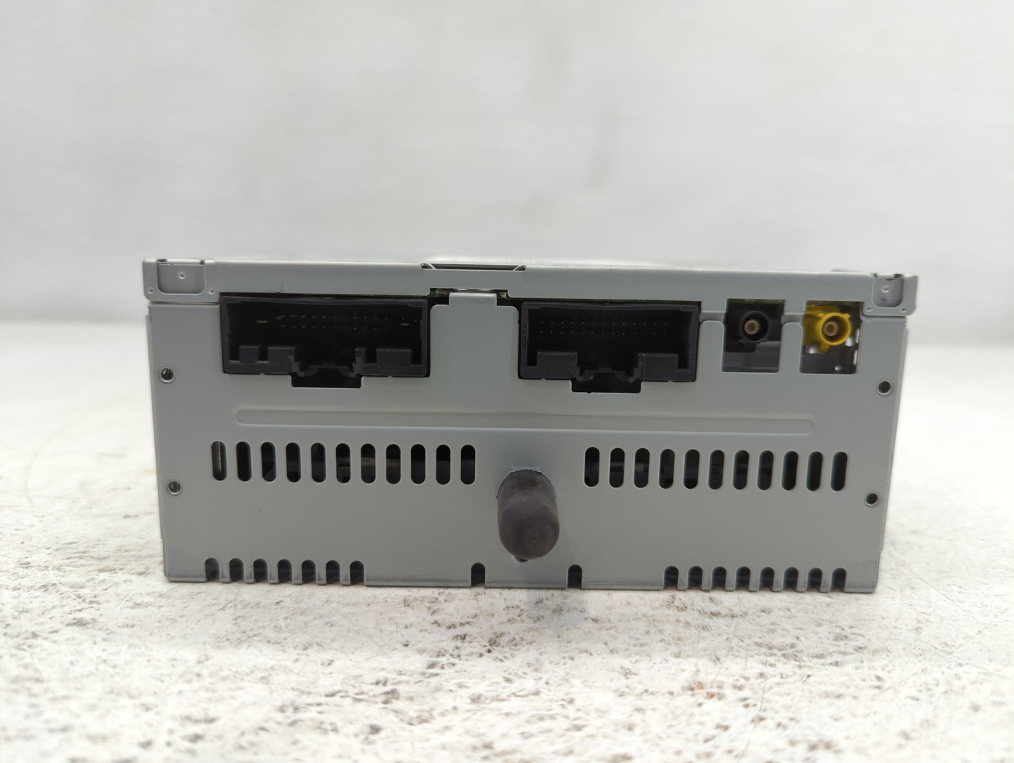 2017 Ford Explorer Radio AM FM Cd Player Receiver Replacement P/N:HB5T-19C107-BB Fits OEM Used Auto Parts - Oemusedautoparts
