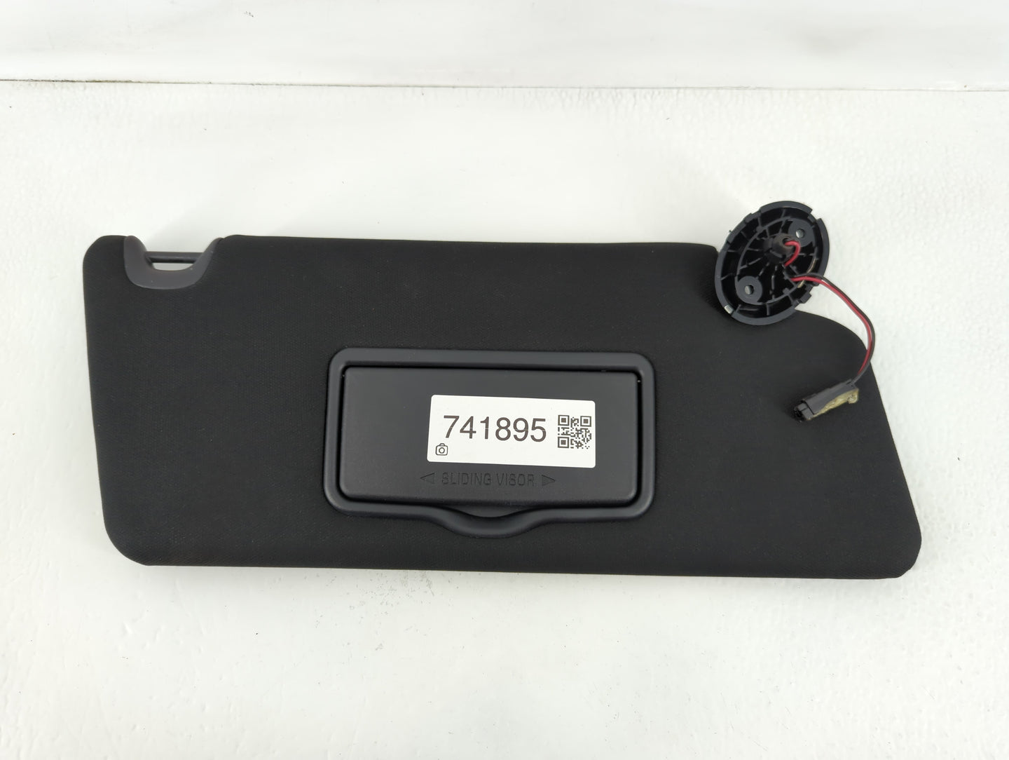 2017 Ford Explorer Sun Visor Shade Replacement Passenger Right Mirror Fits OEM Used Auto Parts - Oemusedautoparts1.com