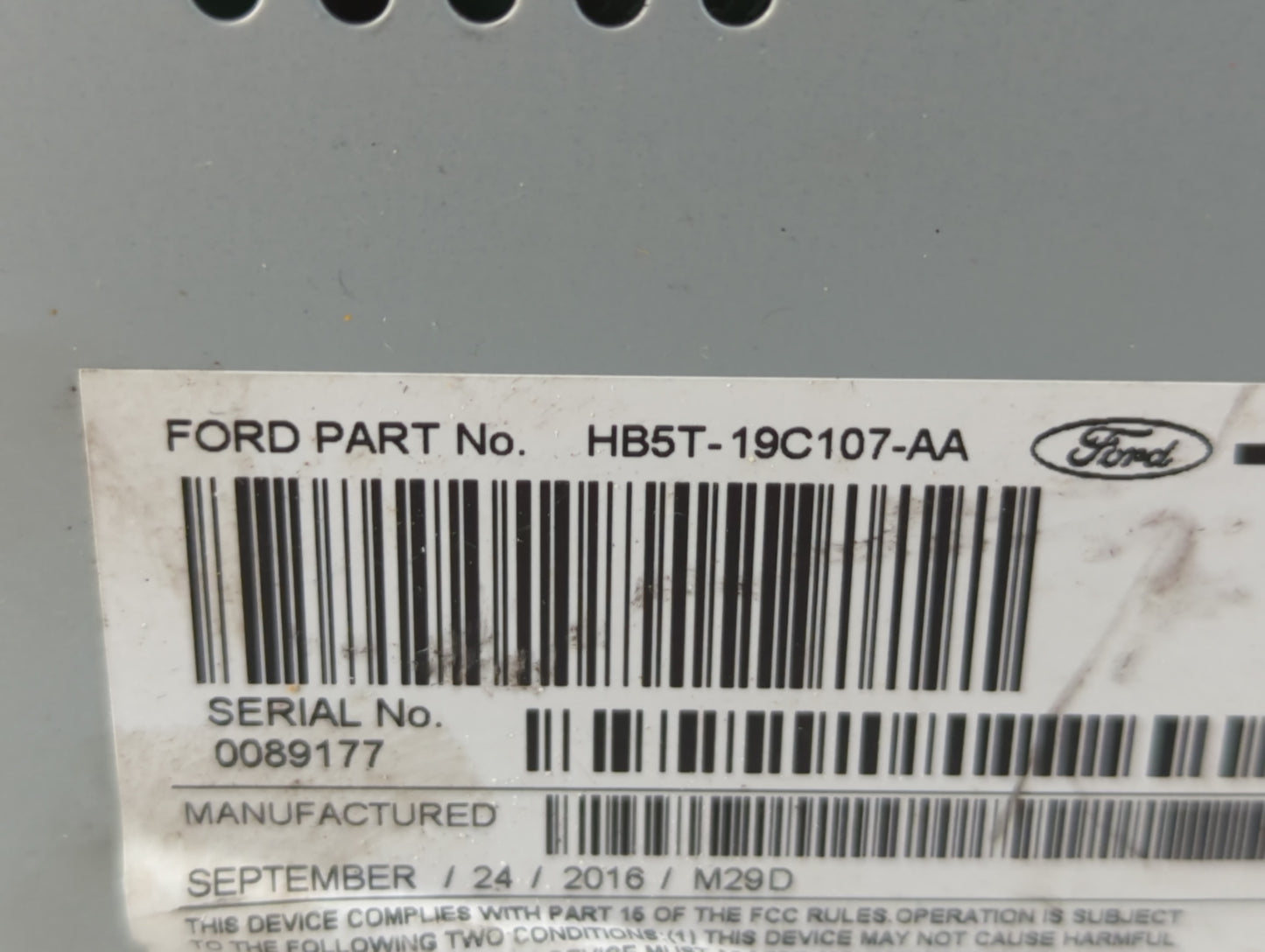 2017 Ford Explorer Am Fm Cd Player Radio Receiver - Oemusedautoparts1.com
