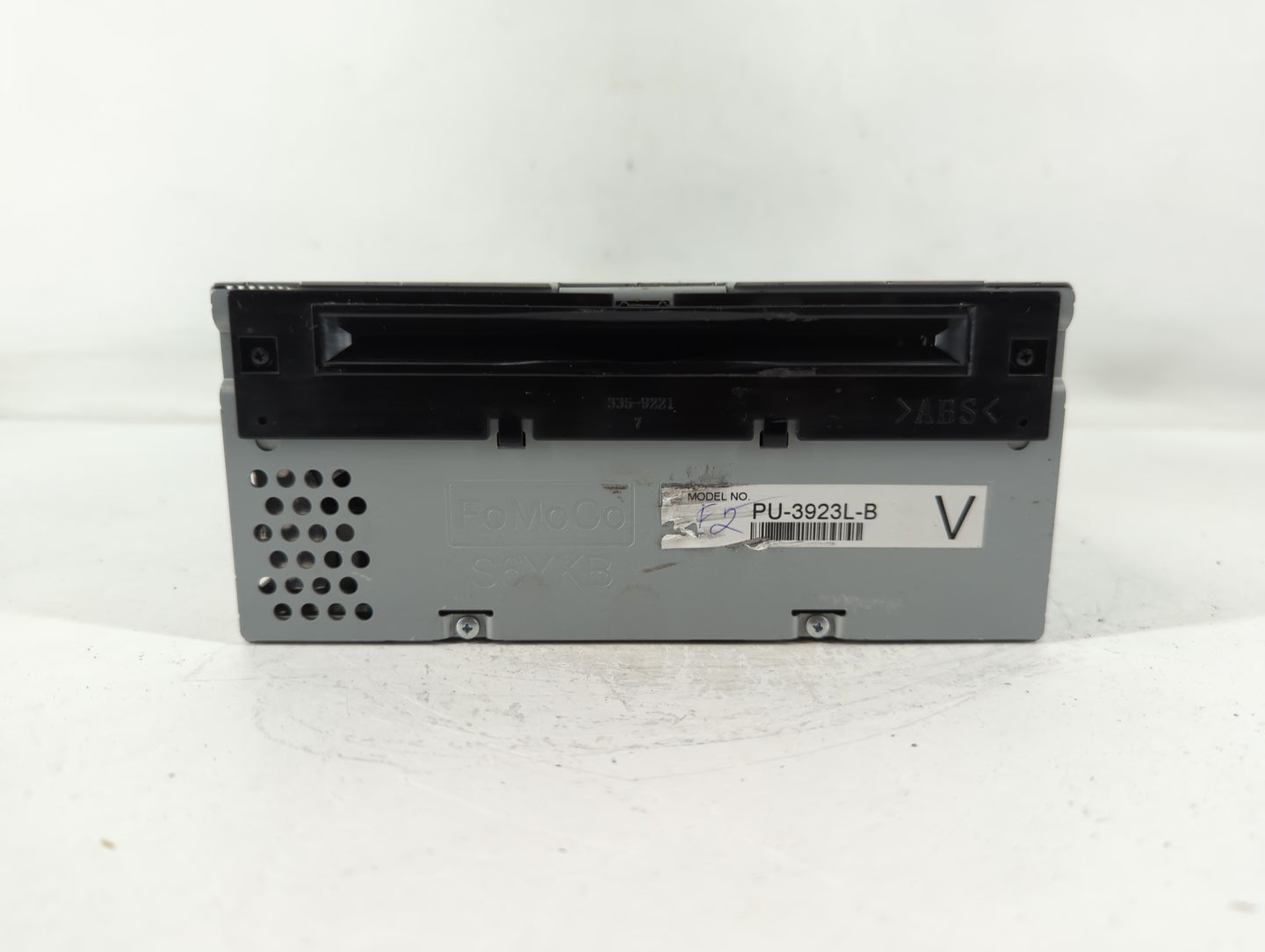 2016-2017 Ford Explorer Am Fm Cd Player Radio Receiver - Oemusedautoparts1.com