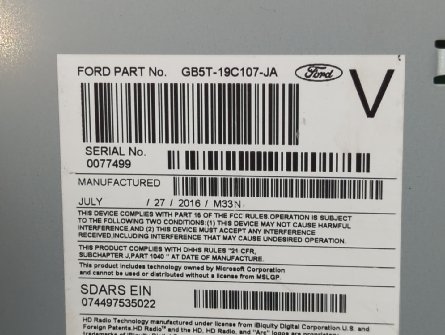 2016-2017 Ford Explorer Am Fm Cd Player Radio Receiver - Oemusedautoparts1.com