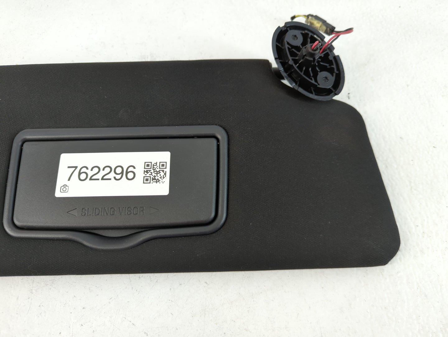 2017 Ford Explorer Sun Visor Shade Replacement Passenger Right Mirror Fits OEM Used Auto Parts - Oemusedautoparts1.com