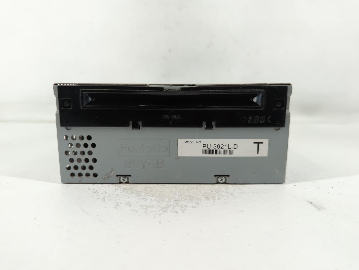 2016-2017 Ford Explorer Radio AM FM Cd Player Receiver Replacement P/N:GB5T-19C107-AB Fits Fits 2016 2017 OEM Used Auto Part
