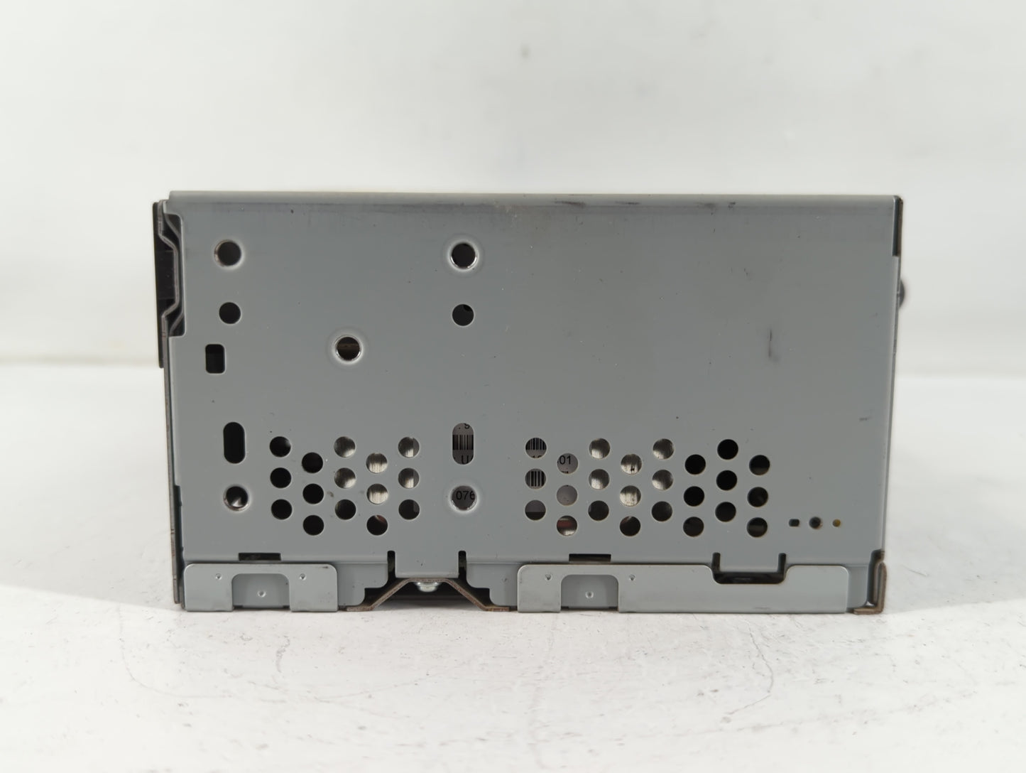 2016-2017 Ford Explorer Radio AM FM Cd Player Receiver Replacement P/N:HB5T-19C107-BA Fits Fits 2016 2017 OEM Used Auto Part