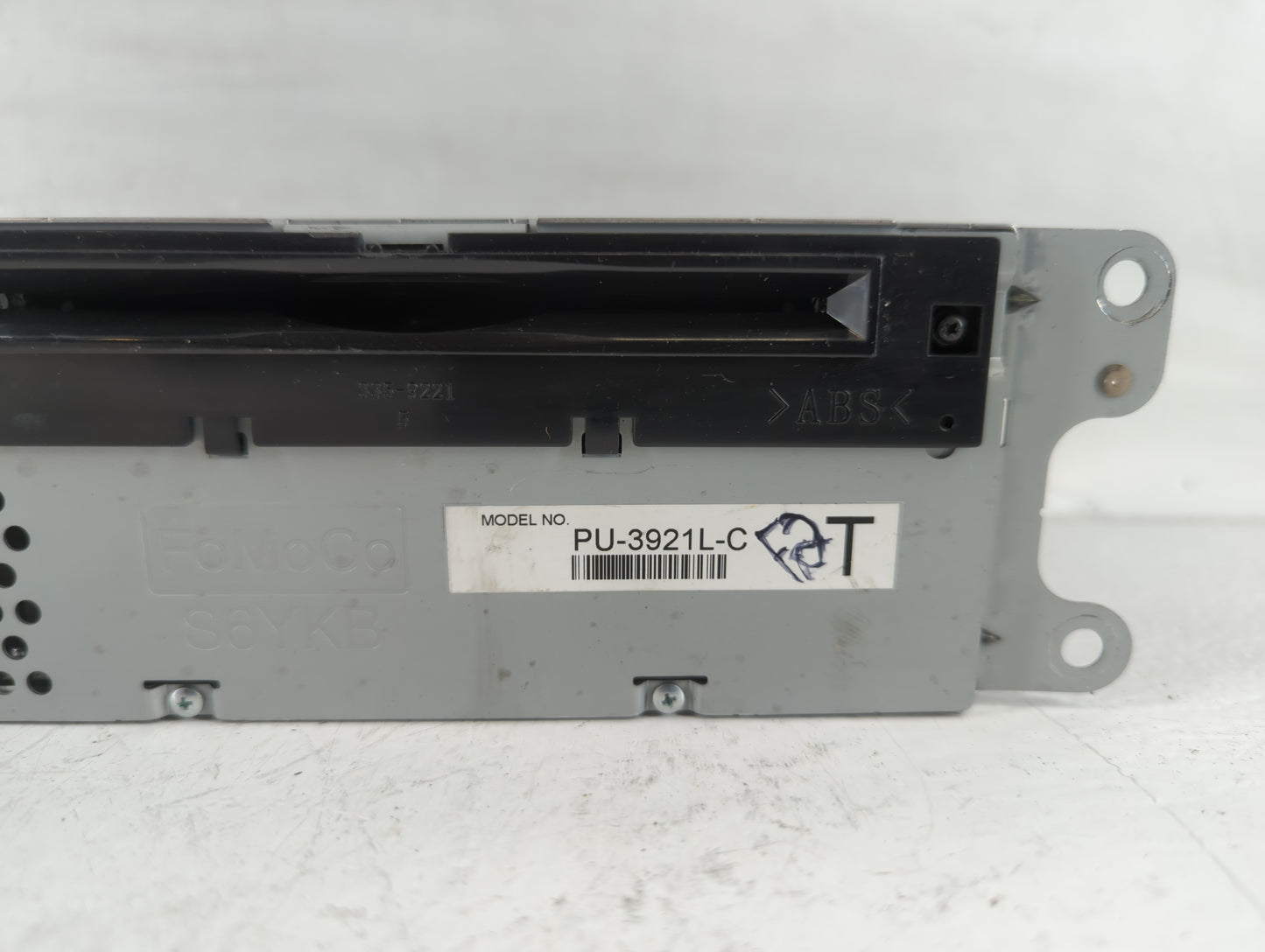 2017 Ford Explorer Radio AM FM Cd Player Receiver Replacement P/N:HB5T-18A802-FA Fits OEM Used Auto Parts - Oemusedautoparts