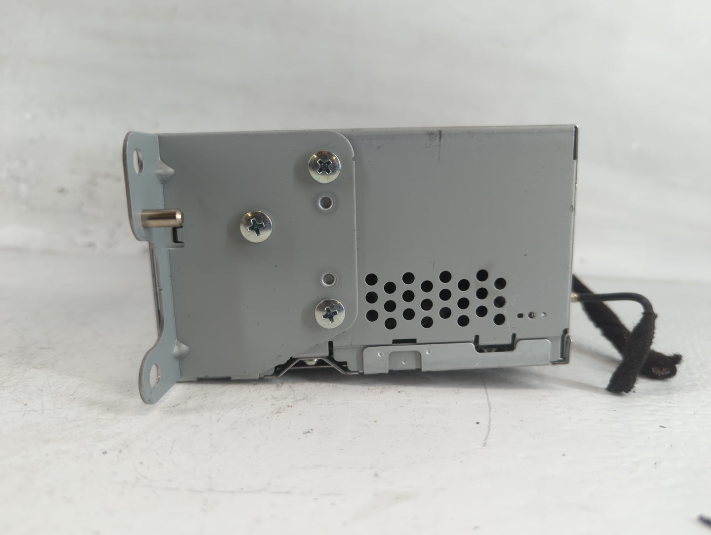 2017 Ford Explorer Radio AM FM Cd Player Receiver Replacement P/N:HB5T-18A802-FA Fits OEM Used Auto Parts - Oemusedautoparts