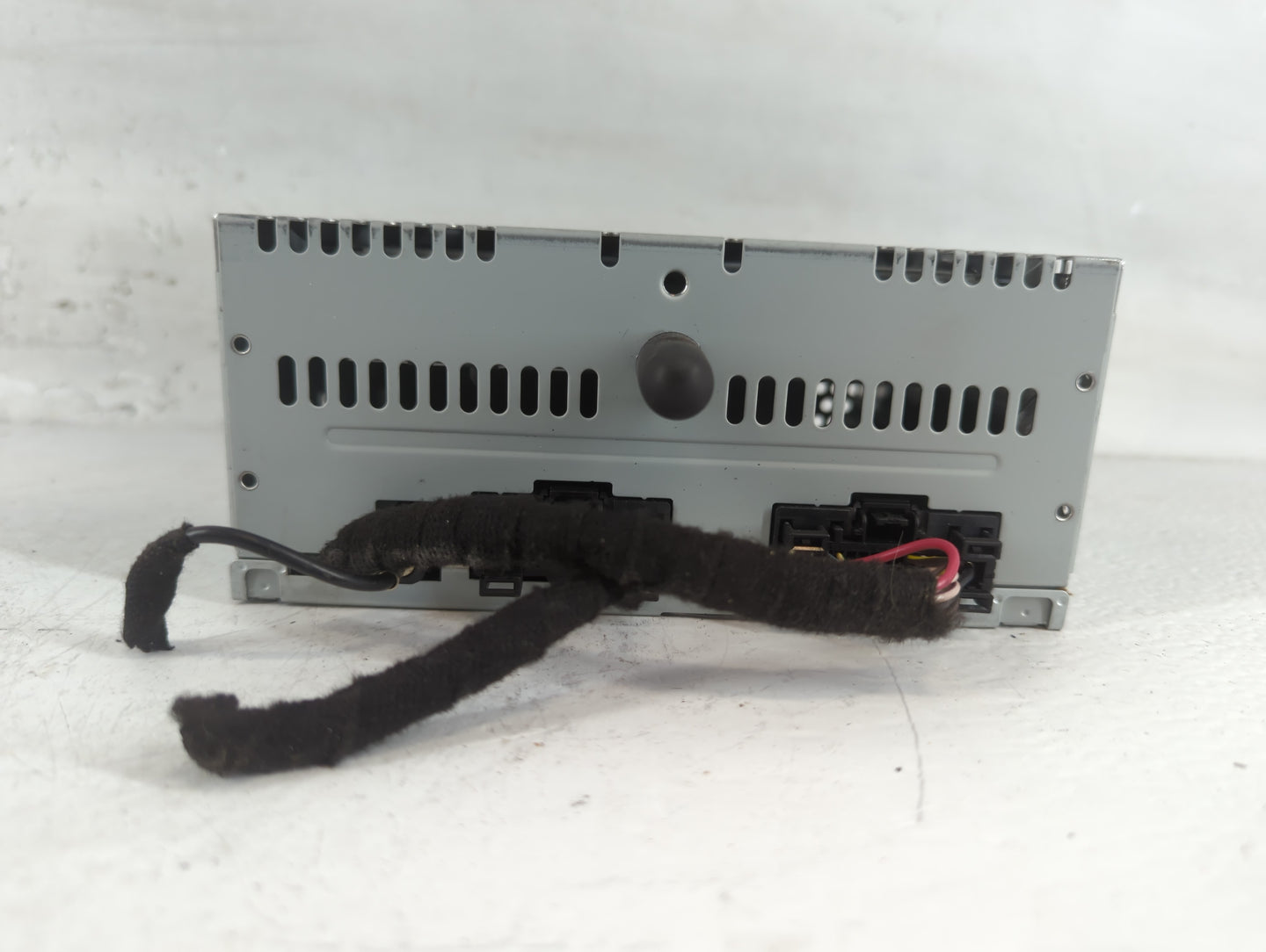 2017 Ford Explorer Radio AM FM Cd Player Receiver Replacement P/N:HB5T-18A802-FA Fits OEM Used Auto Parts - Oemusedautoparts