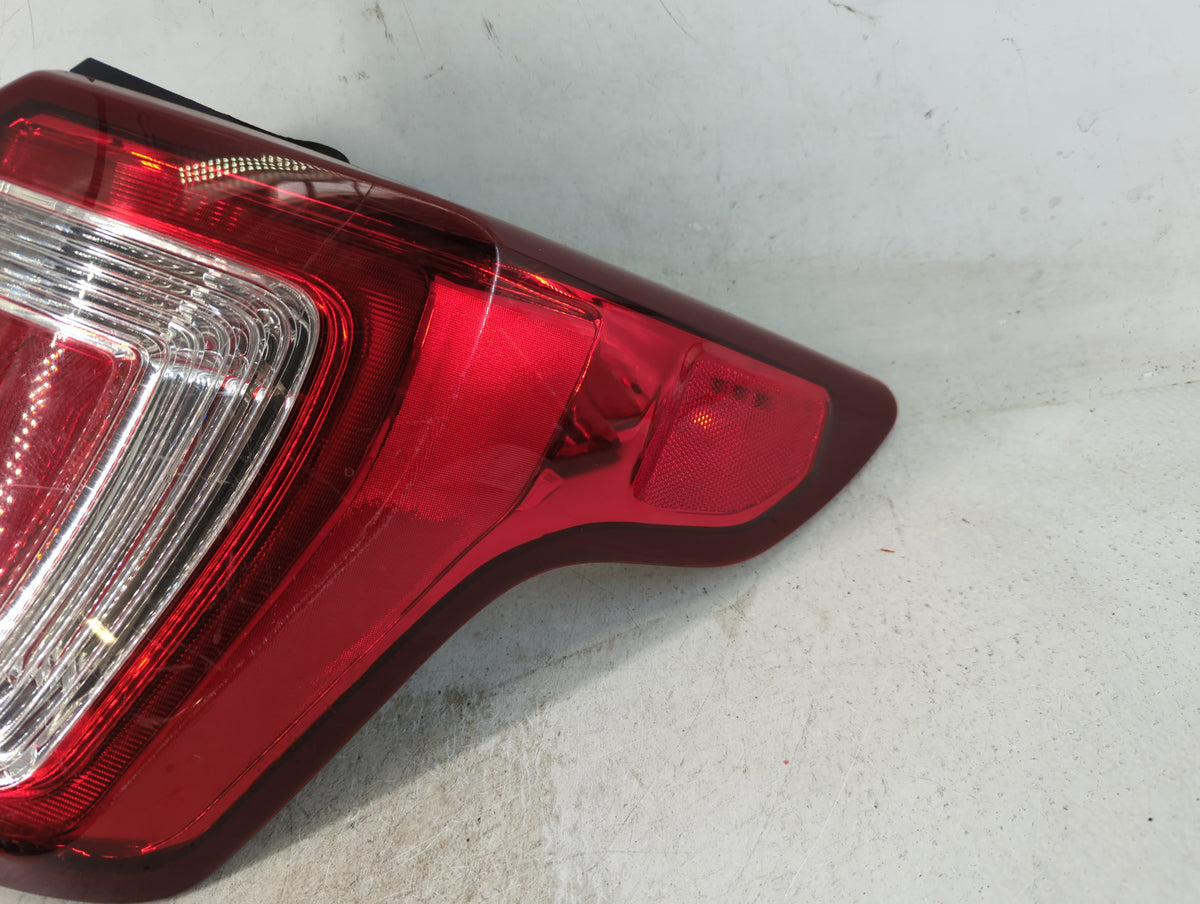 2016-2019 Ford Explorer Tail Light Assembly Passenger Right OEM P/N:PP-TD20 FB53-13A414-A Fits Fits 2016 2017 2018 2019 OEM 