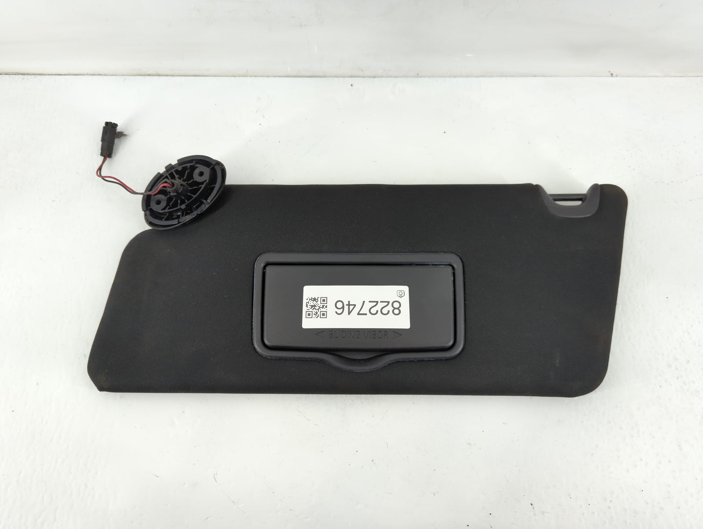 2017 Ford Explorer Sun Visor Shade Replacement Driver Left Mirror Fits OEM Used Auto Parts - Oemusedautoparts1.com