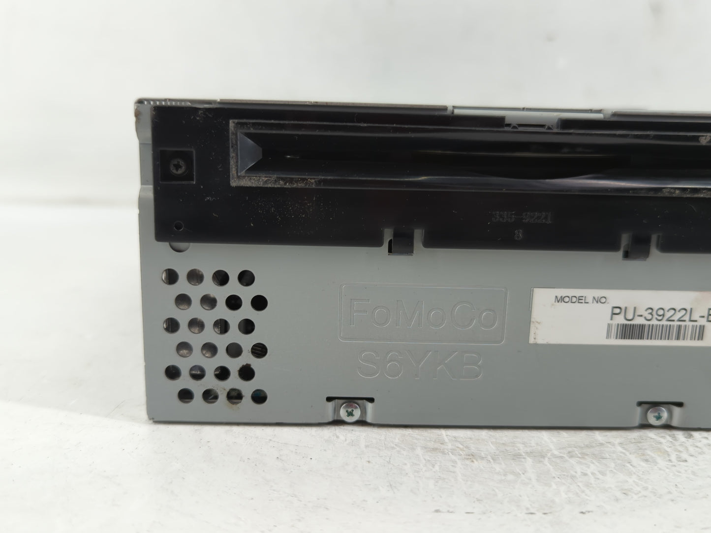 2016-2017 Ford Explorer Radio AM FM Cd Player Receiver Replacement P/N:GB5T-19C107-BG Fits Fits 2016 2017 OEM Used Auto Part