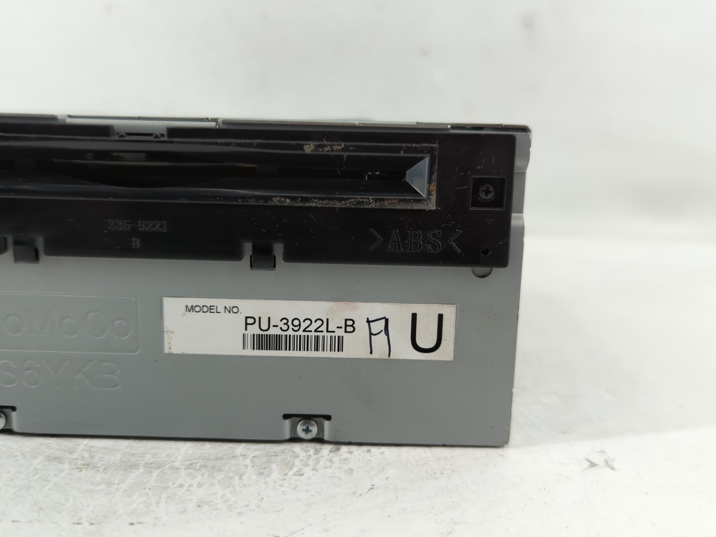 2016-2017 Ford Explorer Radio AM FM Cd Player Receiver Replacement P/N:GB5T-19C107-BG Fits Fits 2016 2017 OEM Used Auto Part