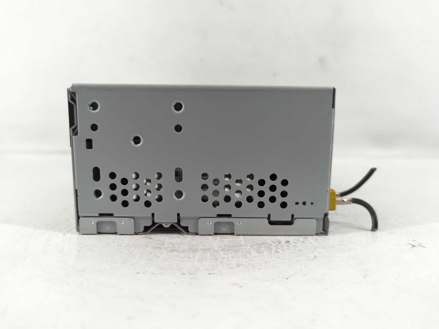 2016-2017 Ford Explorer Radio AM FM Cd Player Receiver Replacement P/N:GB5T-19C107-BG Fits Fits 2016 2017 OEM Used Auto Part