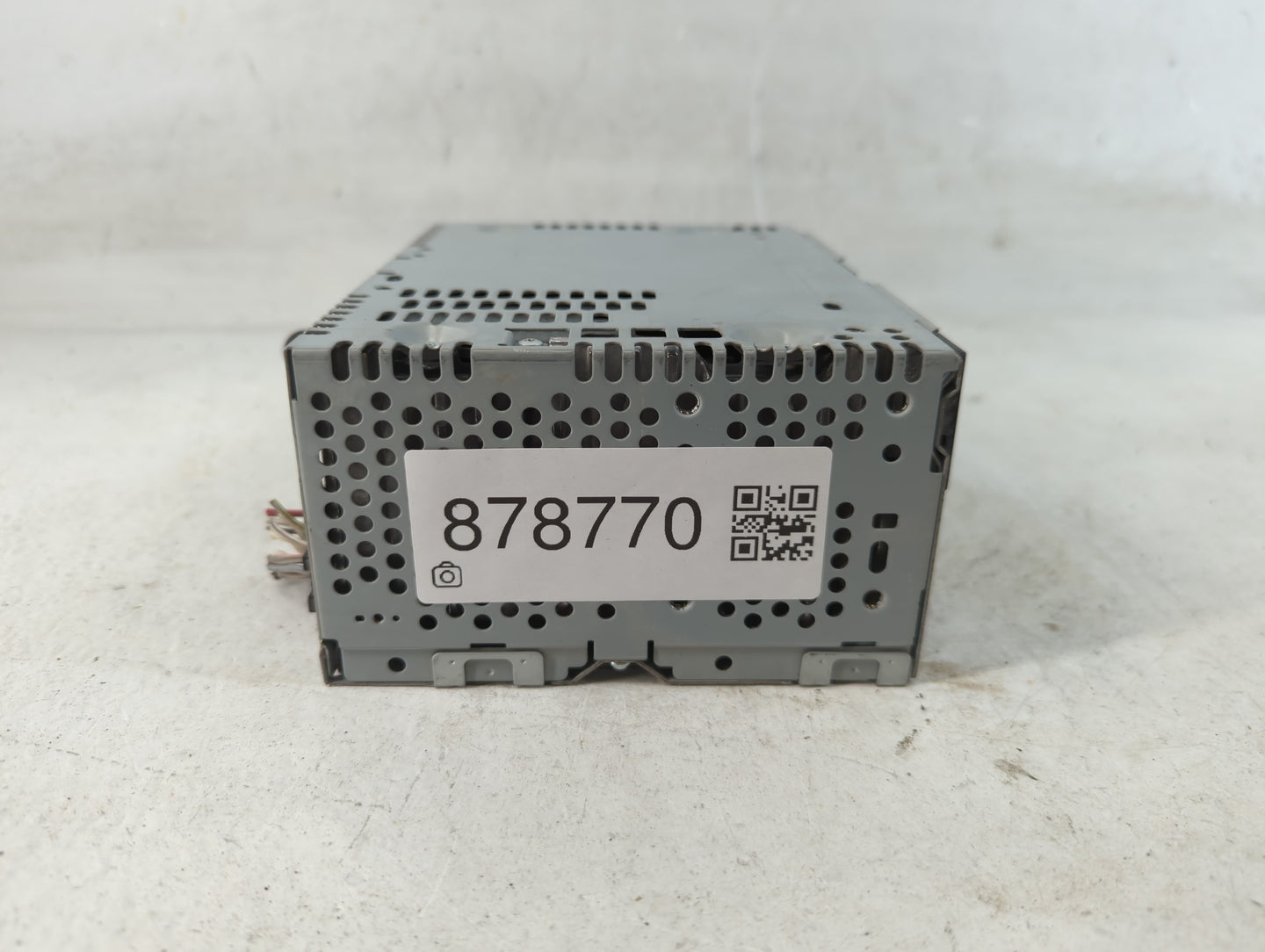 2017 Ford Explorer Radio AM FM Cd Player Receiver Replacement P/N:HB5T-19C107-BA Fits OEM Used Auto Parts - Oemusedautoparts