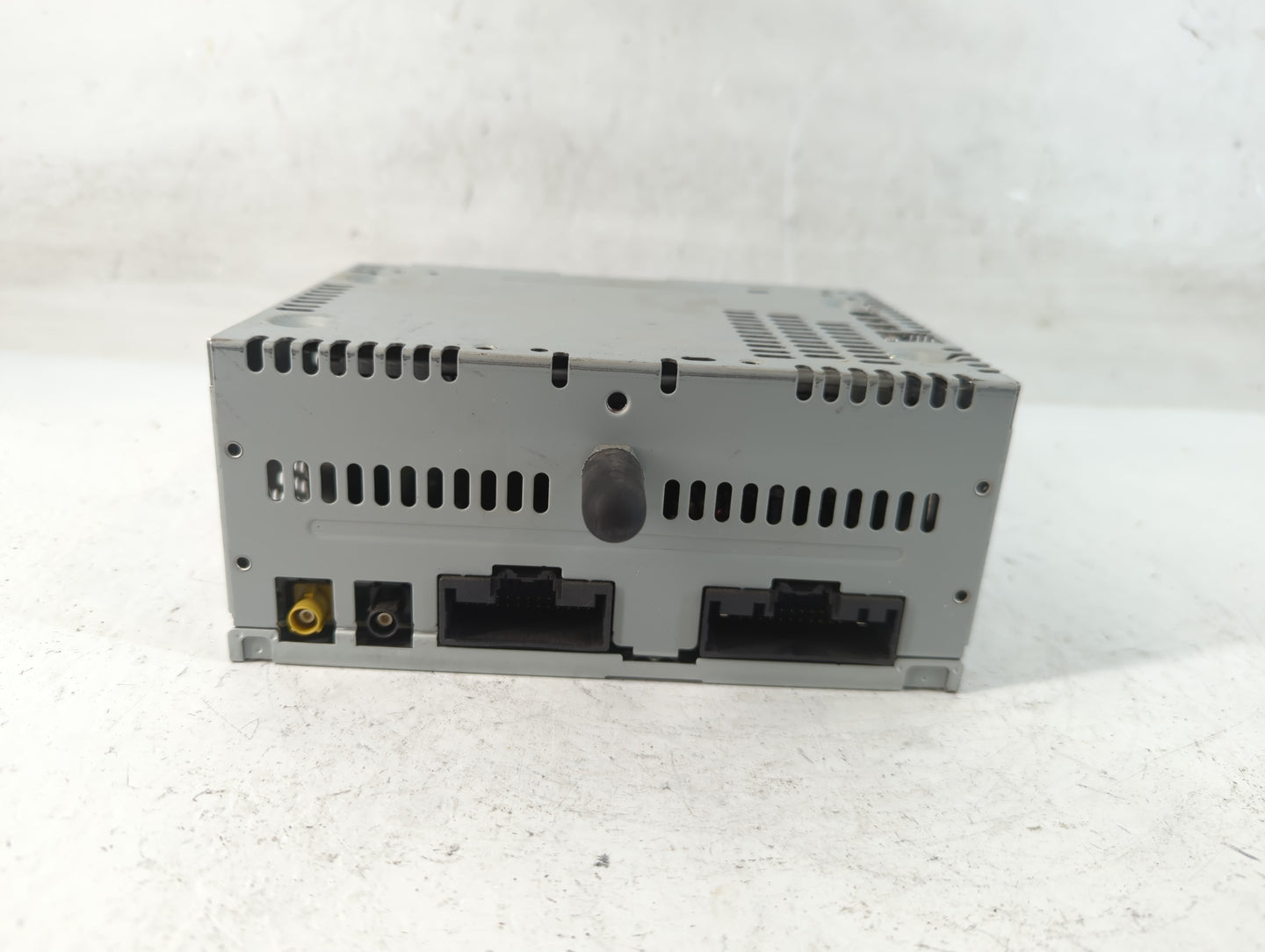 2017 Ford Explorer Radio AM FM Cd Player Receiver Replacement P/N:HB5T-19C107-BB HB5T-19C107-BA Fits OEM Used Auto Parts - O