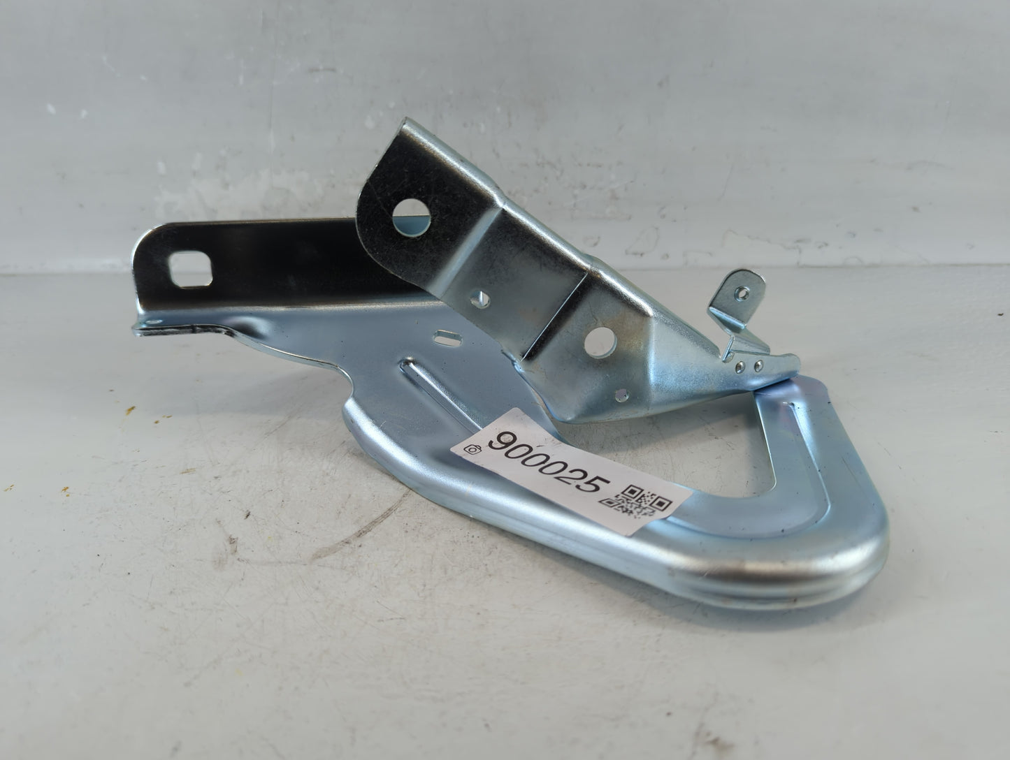 2017 Ford Explorer Passenger Right Hood Hinge - Oemusedautoparts1.com