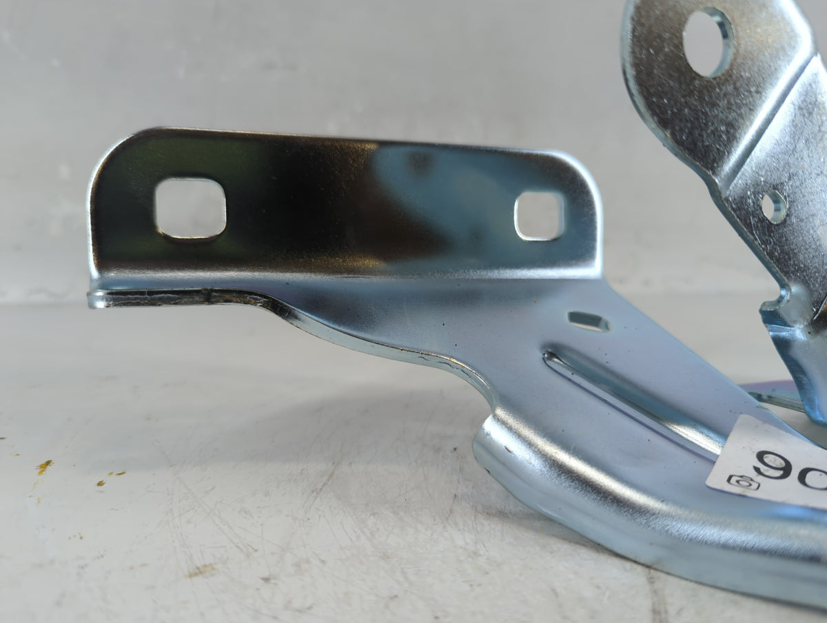 2017 Ford Explorer Passenger Right Hood Hinge - Oemusedautoparts1.com