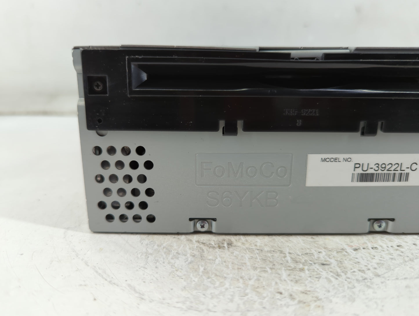 2016-2017 Ford Explorer Radio AM FM Cd Player Receiver Replacement P/N:HB5T-19C107-BA Fits Fits 2016 2017 OEM Used Auto Part