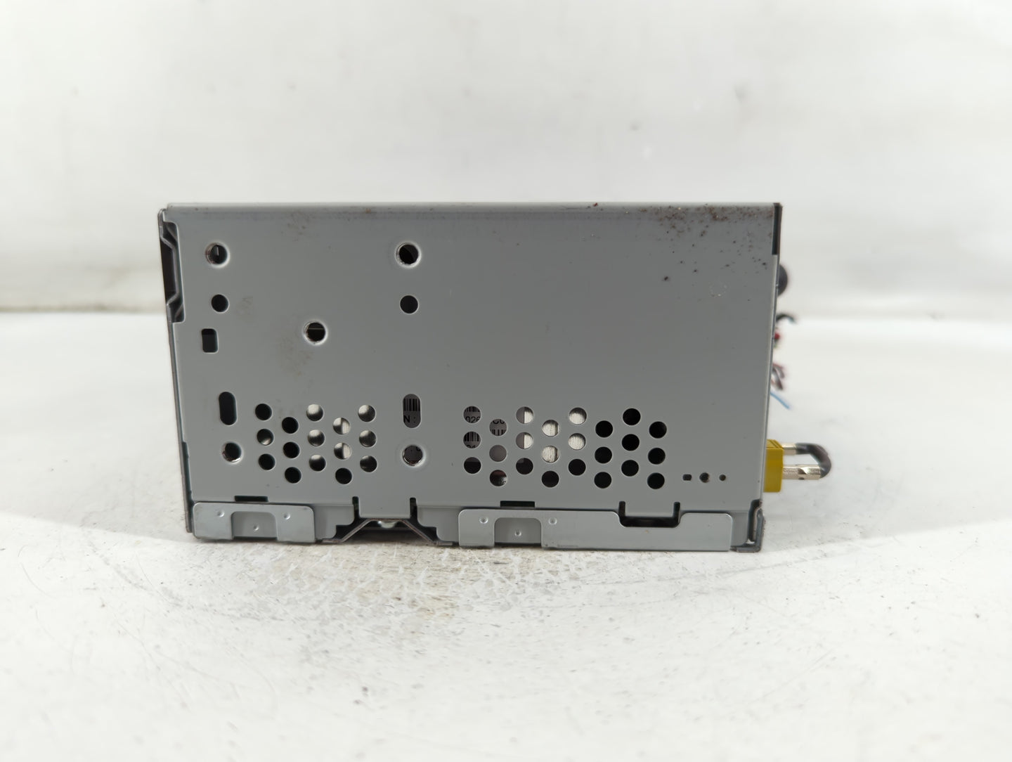 2016-2017 Ford Explorer Radio AM FM Cd Player Receiver Replacement P/N:HB5T-19C107-BA Fits Fits 2016 2017 OEM Used Auto Part