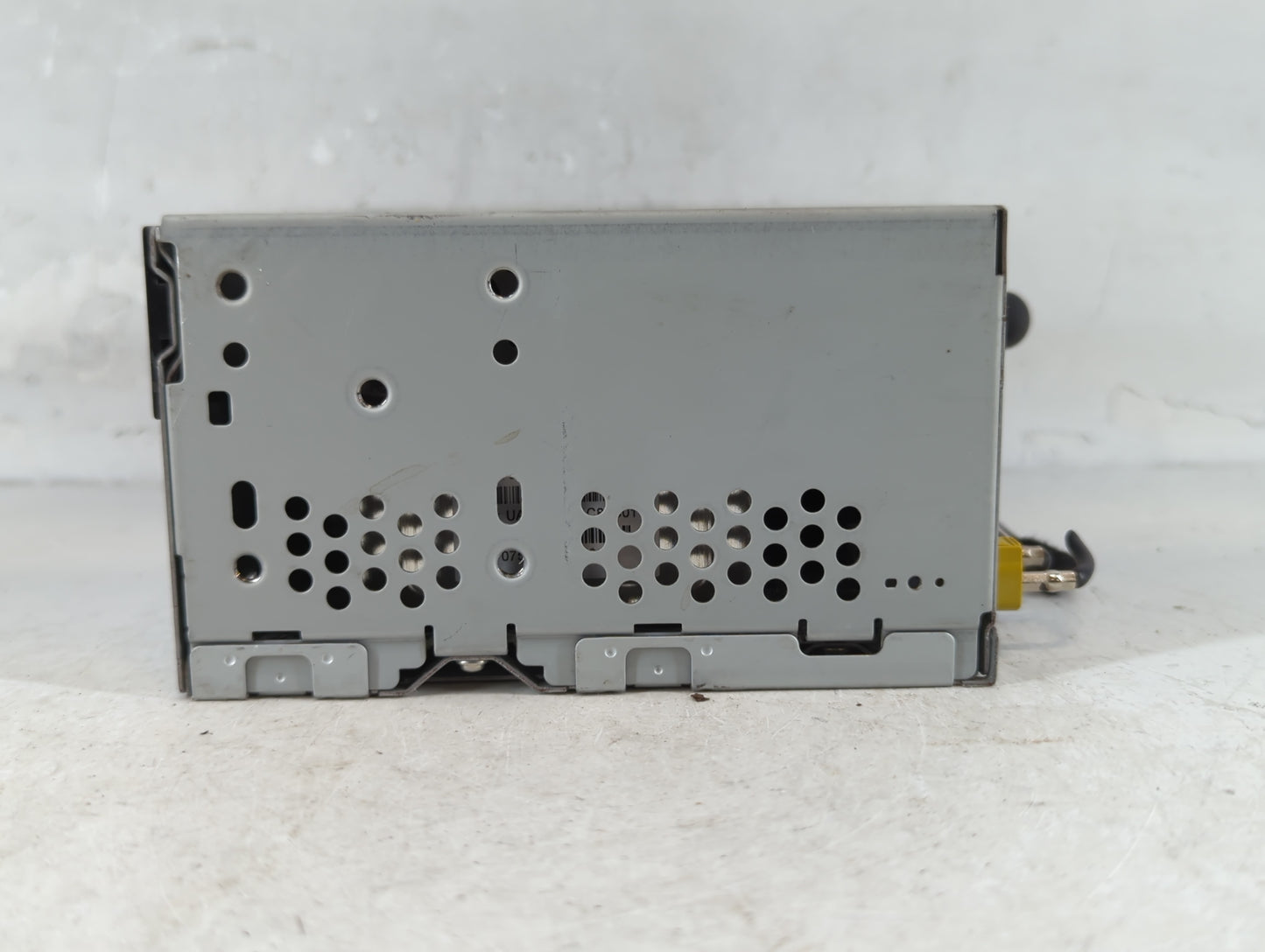 2016-2017 Ford Explorer Radio AM FM Cd Player Receiver Replacement P/N:GB5T-19C107-BG Fits Fits 2016 2017 OEM Used Auto Part