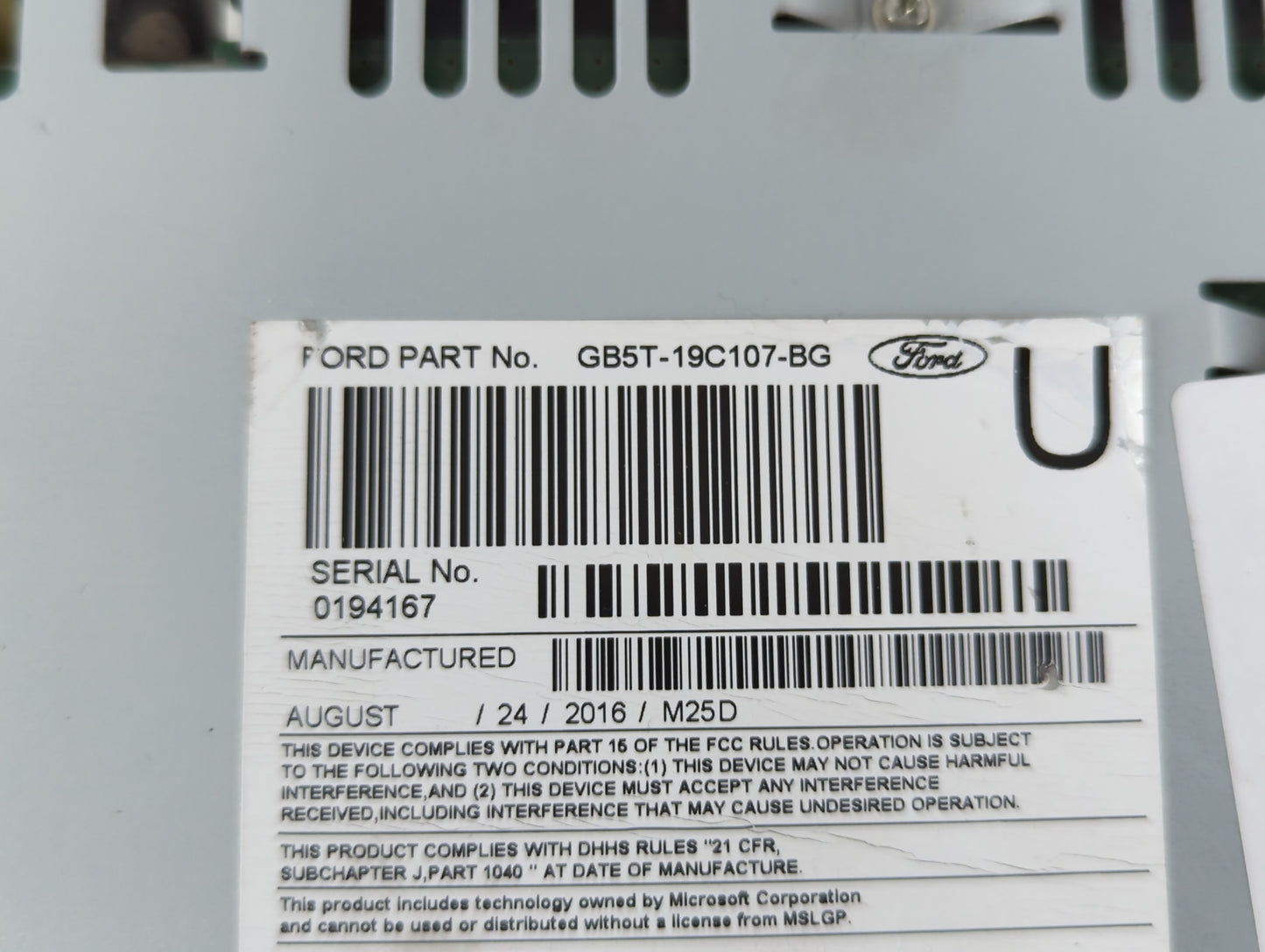 2016-2017 Ford Explorer Radio AM FM Cd Player Receiver Replacement P/N:GB5T-19C107-BG Fits Fits 2016 2017 OEM Used Auto Part