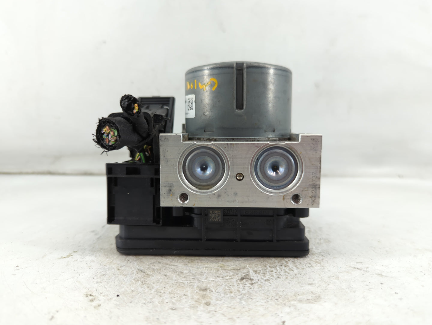2017 Ford Explorer ABS Pump Control Module Replacement P/N:HB53-2C405-AC Fits OEM Used Auto Parts - Oemusedautoparts1.com