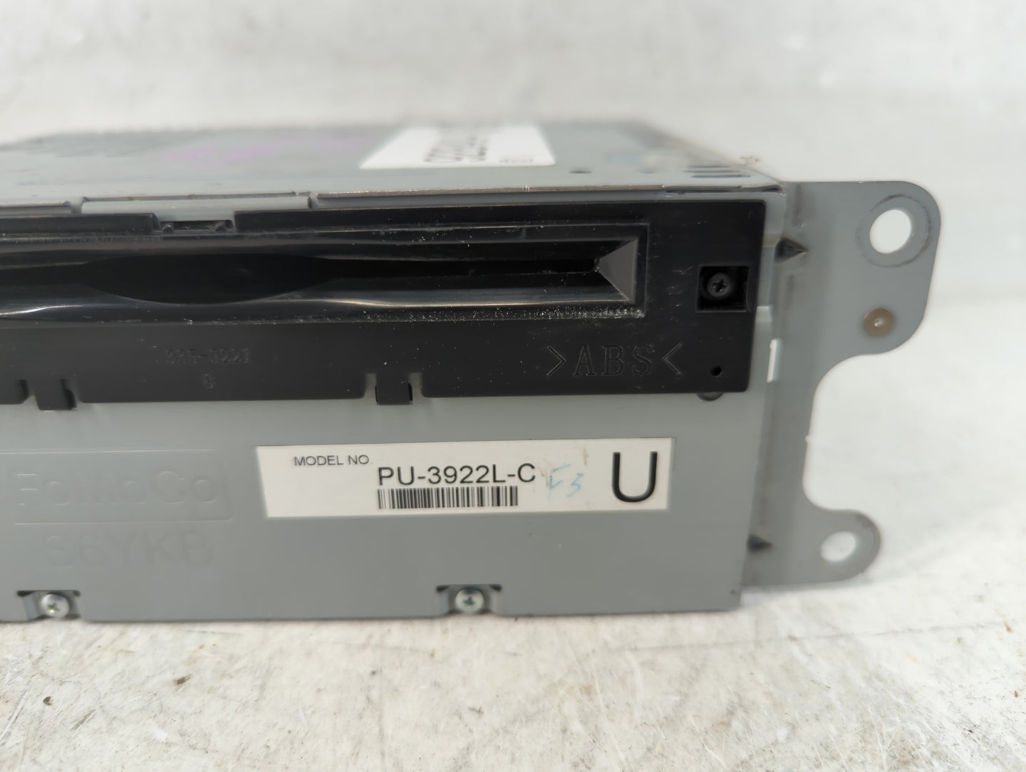2017 Ford Explorer Radio AM FM Cd Player Receiver Replacement P/N:HB5T-19C107-BA Fits OEM Used Auto Parts - Oemusedautoparts
