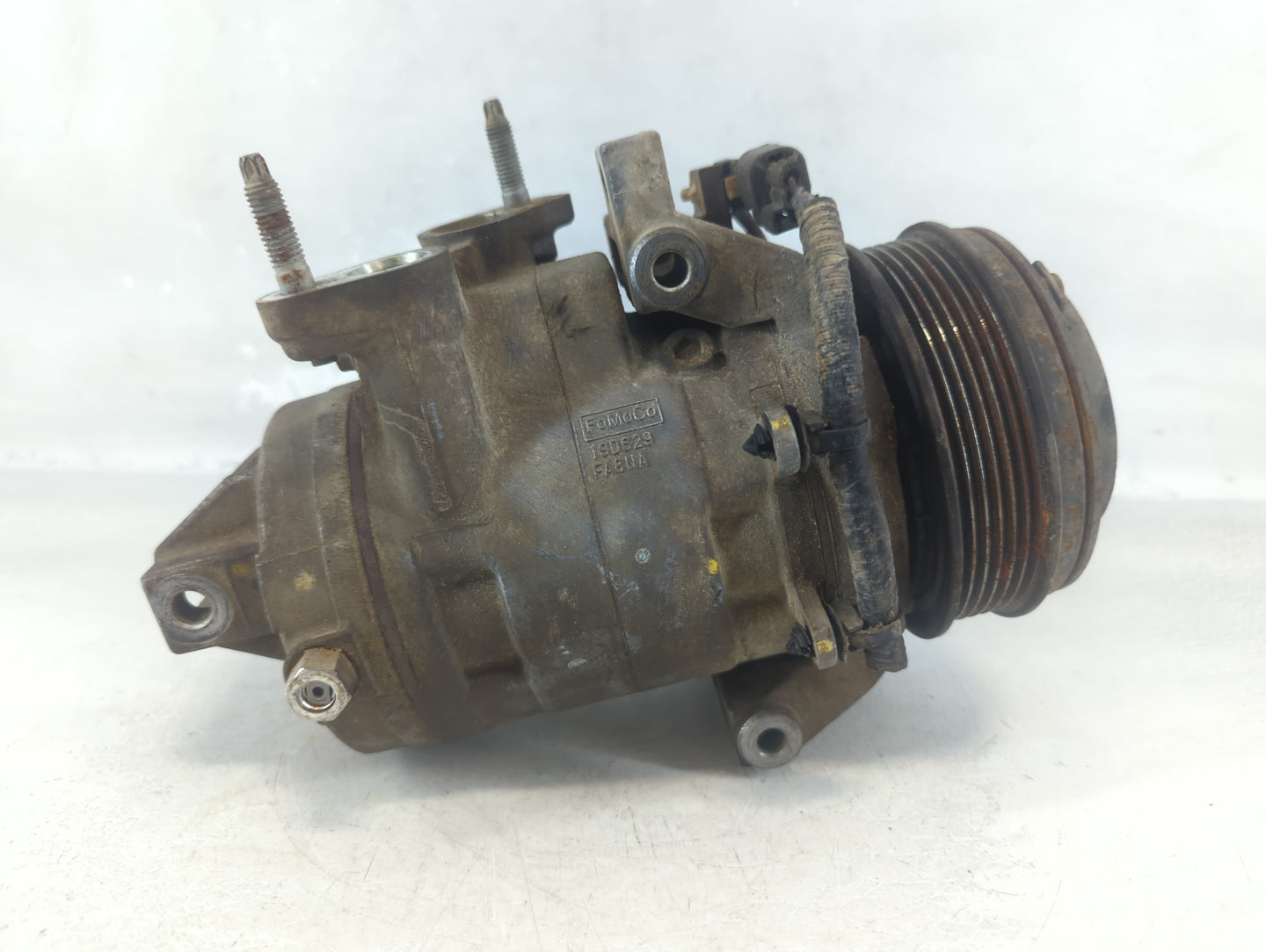 2017-2017 Ford F-150 Air Conditioning A/c Ac Compressor Oem - Oemusedautoparts1.com